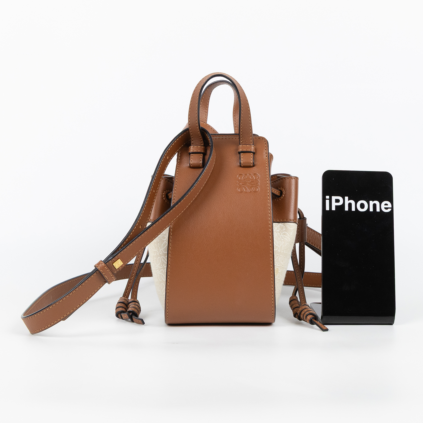 羅意威 LOEWE Mini Hammock drawstring 迷你 小牛皮 肩背 吊床包 A538V07X11  防塵袋/背帶