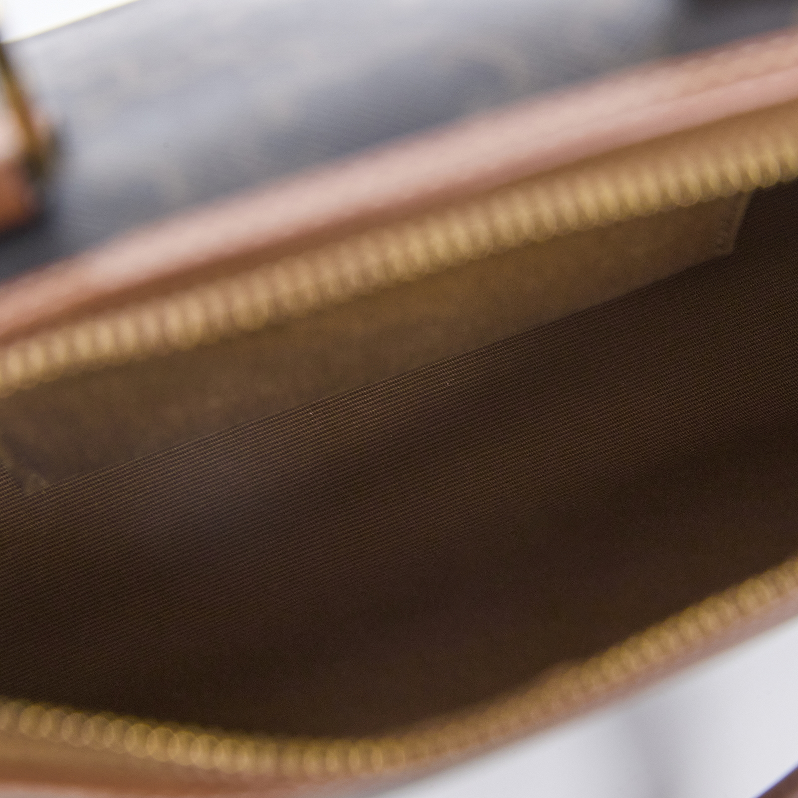 思琳 CELINE 標誌印花 波士頓包 小型 113772CAS 棕凱旋波士頓包 小號 防塵袋/背帶