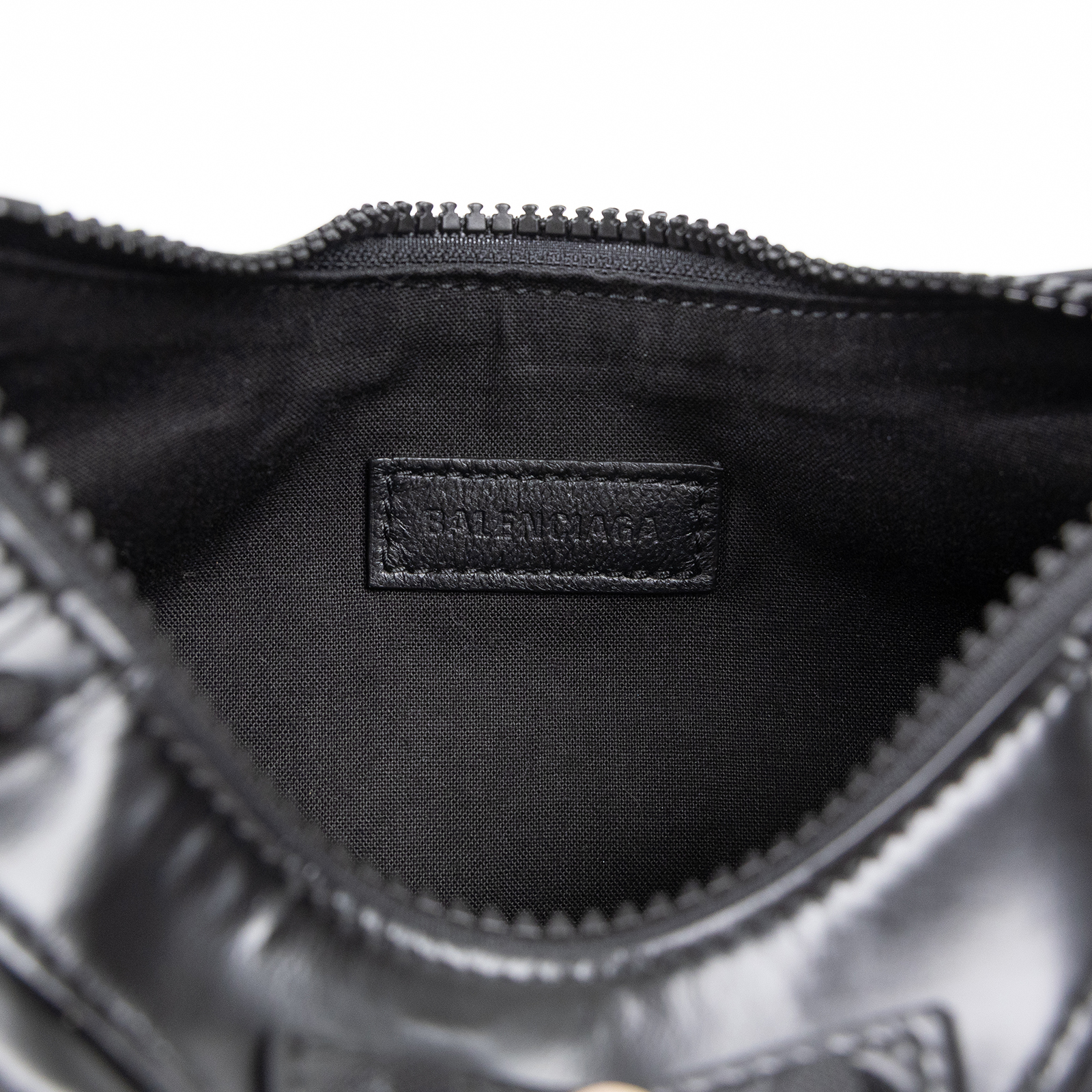 巴黎世家 BALENCIAGA Le cagole XS 半月 可頌包 6713092AAO0 CAGOLE XS 防塵袋/鏡子/吊飾