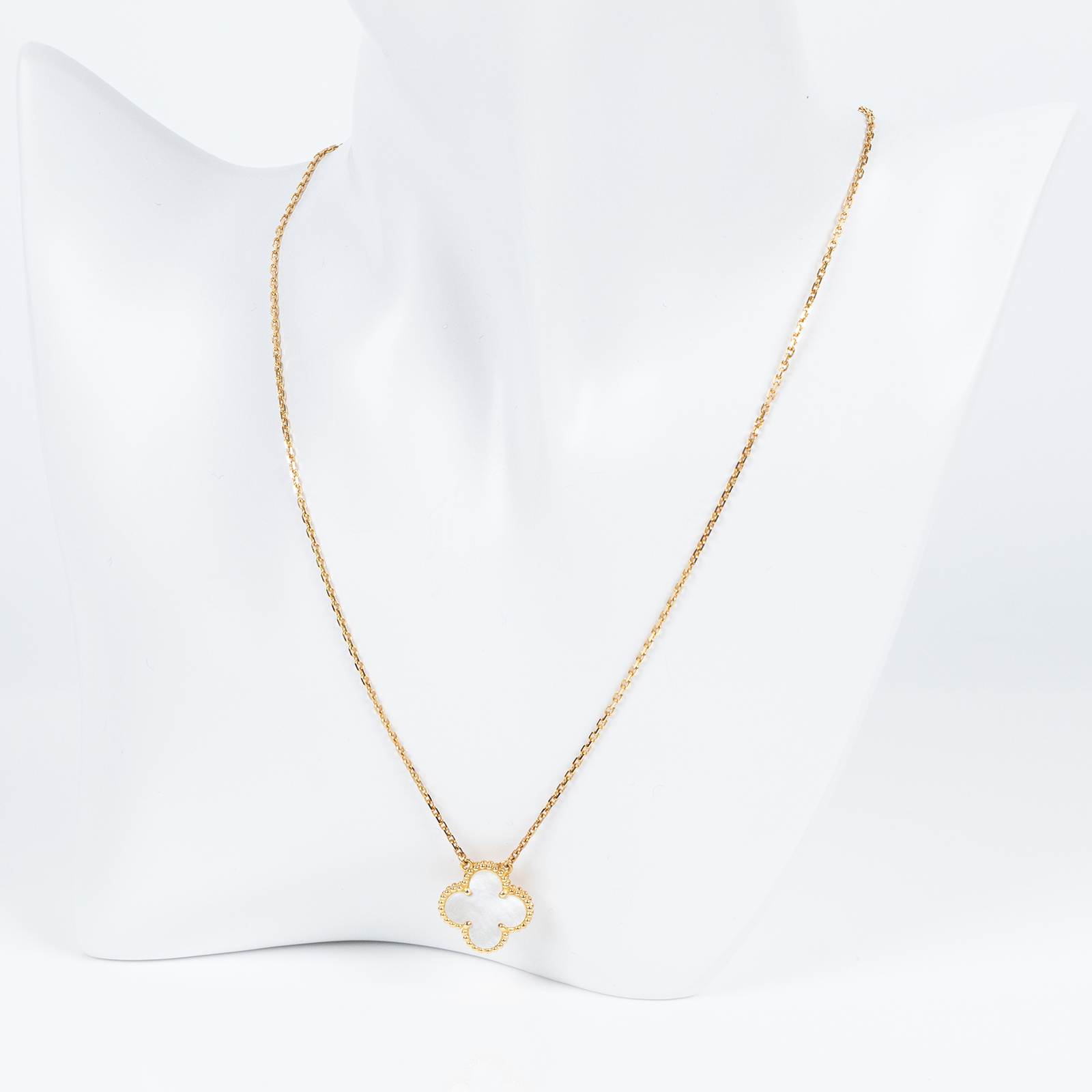 梵克雅寶 Van Cleef & Arpels Vintage Alhambra 吊墜 小型 vcara45900  原廠盒子2/防塵袋/保證卡/購買證明/內襯