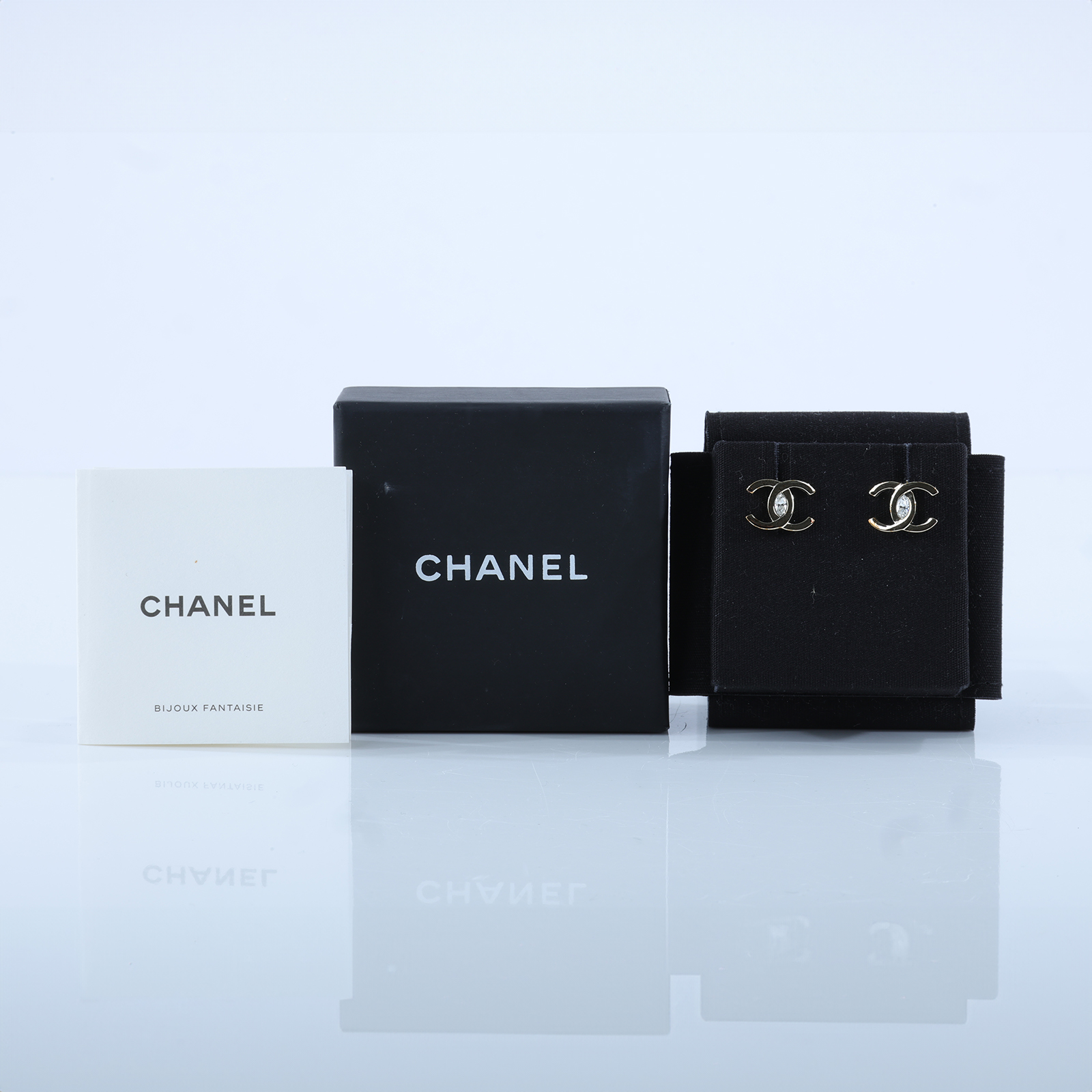 香奈兒 CHANEL CC LOGO 水鑽 耳環 耳釘 A23S 金色雙C水鑽耳環 原廠盒子/內襯