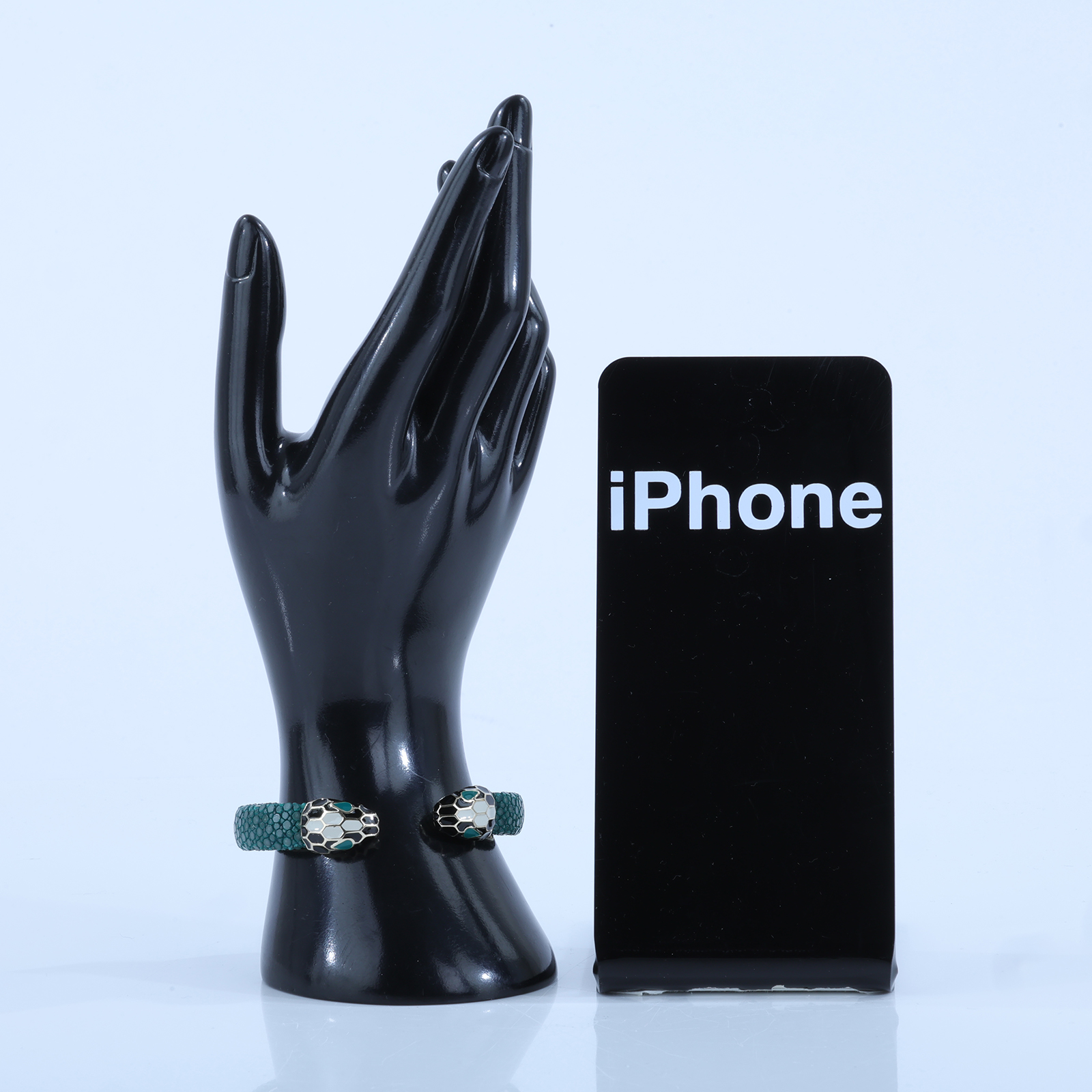 寶格麗 BVLGARI Serpenti Forever 皮革 手鍊 37065_M Serpenti Forever綠皮革手镯 原廠盒子/防塵袋/保證卡