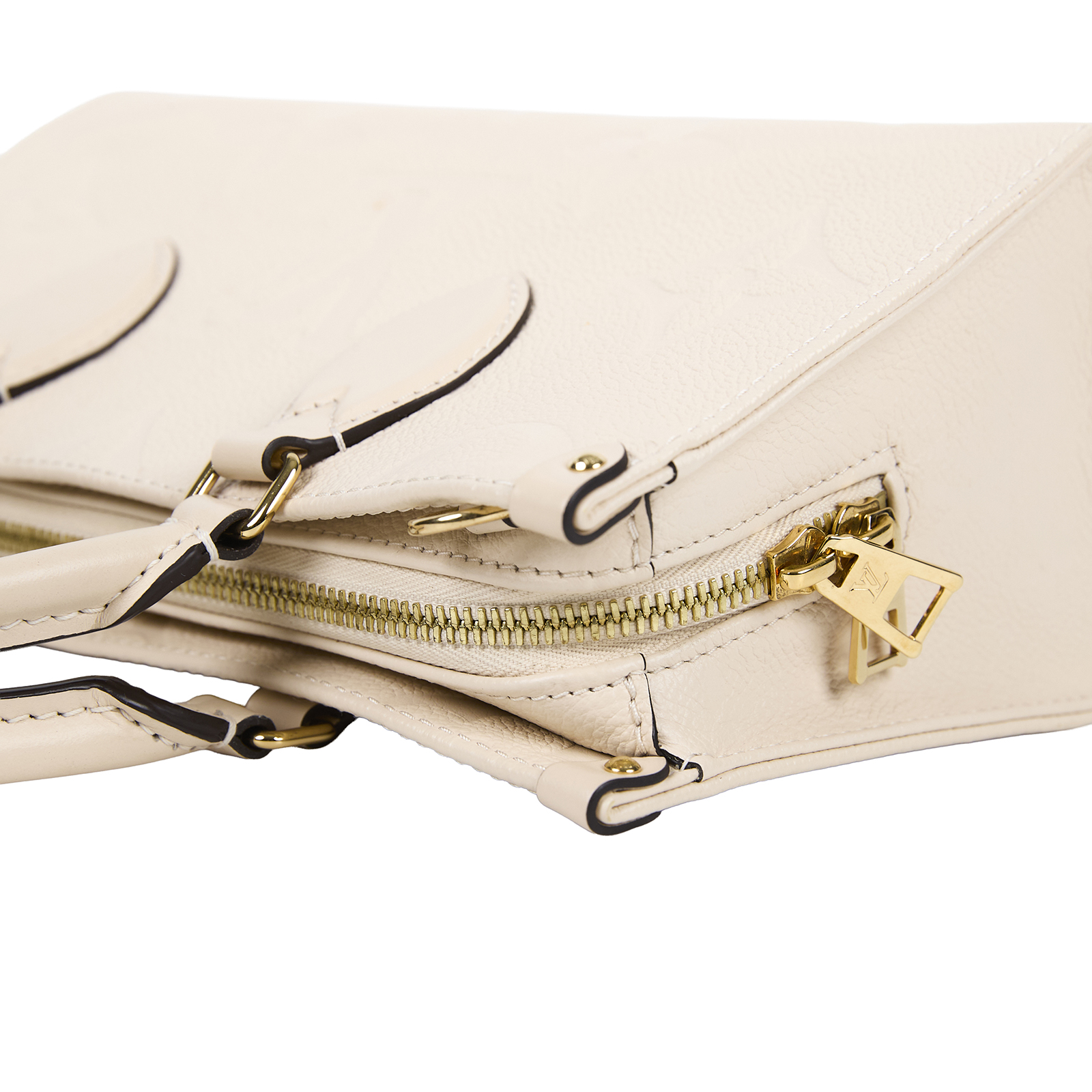 路易威登 LOUIS VUITTON OnTheGo East West 奶油色 壓花粒面牛皮 手提 斜背包 M23698 晶片款  防塵袋/背帶2