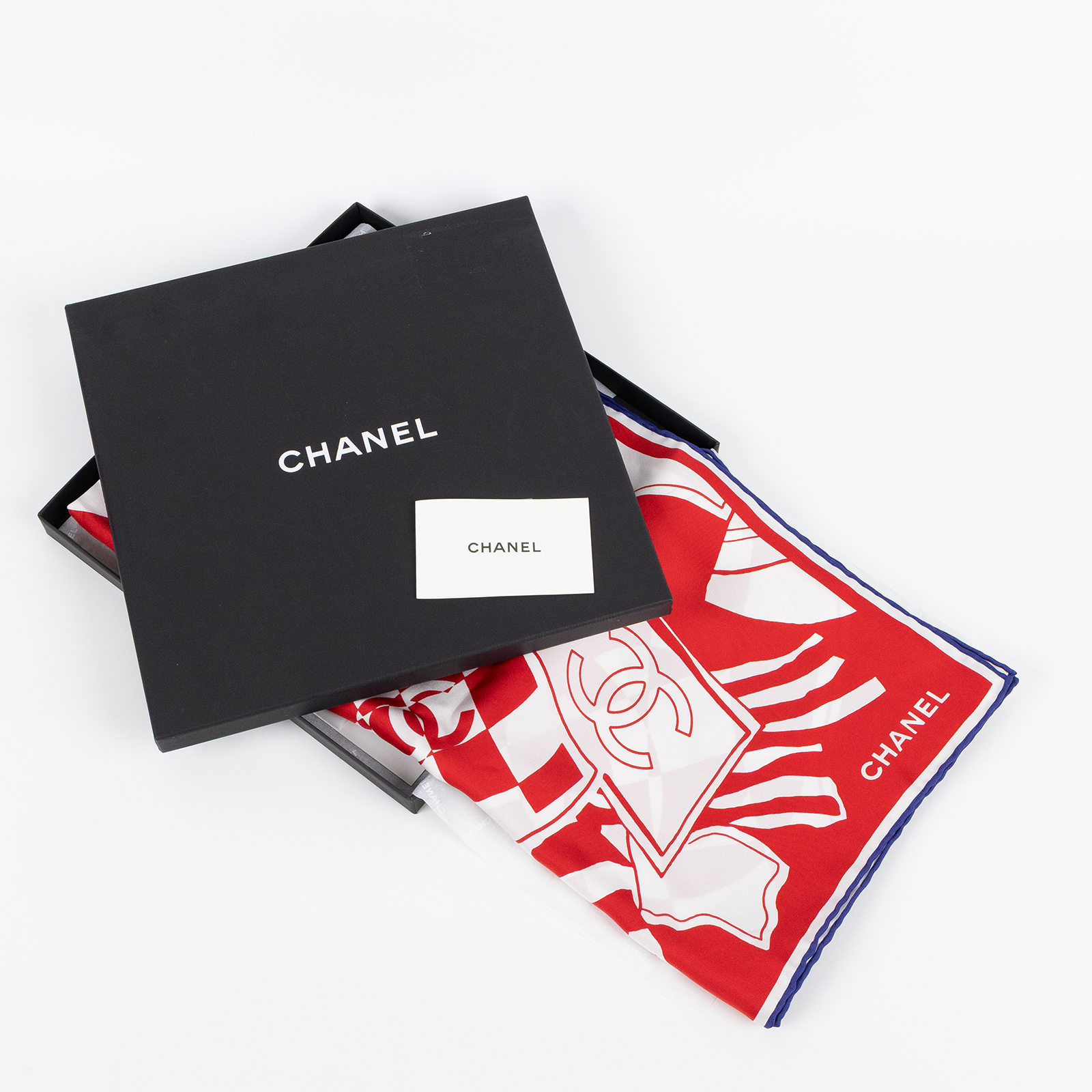 香奈兒 CHANEL CC LOGO 絲巾 領巾 方巾  紅色花紋絲巾 90CM 原廠盒子