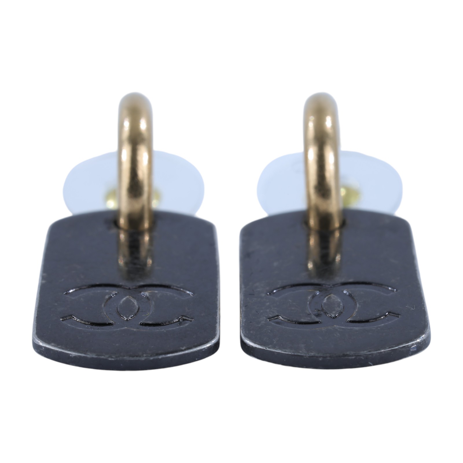 香奈兒 CHANEL CC LOGO 耳環 耳釘 B21P 鐵牌耳環 原廠盒子/防塵袋