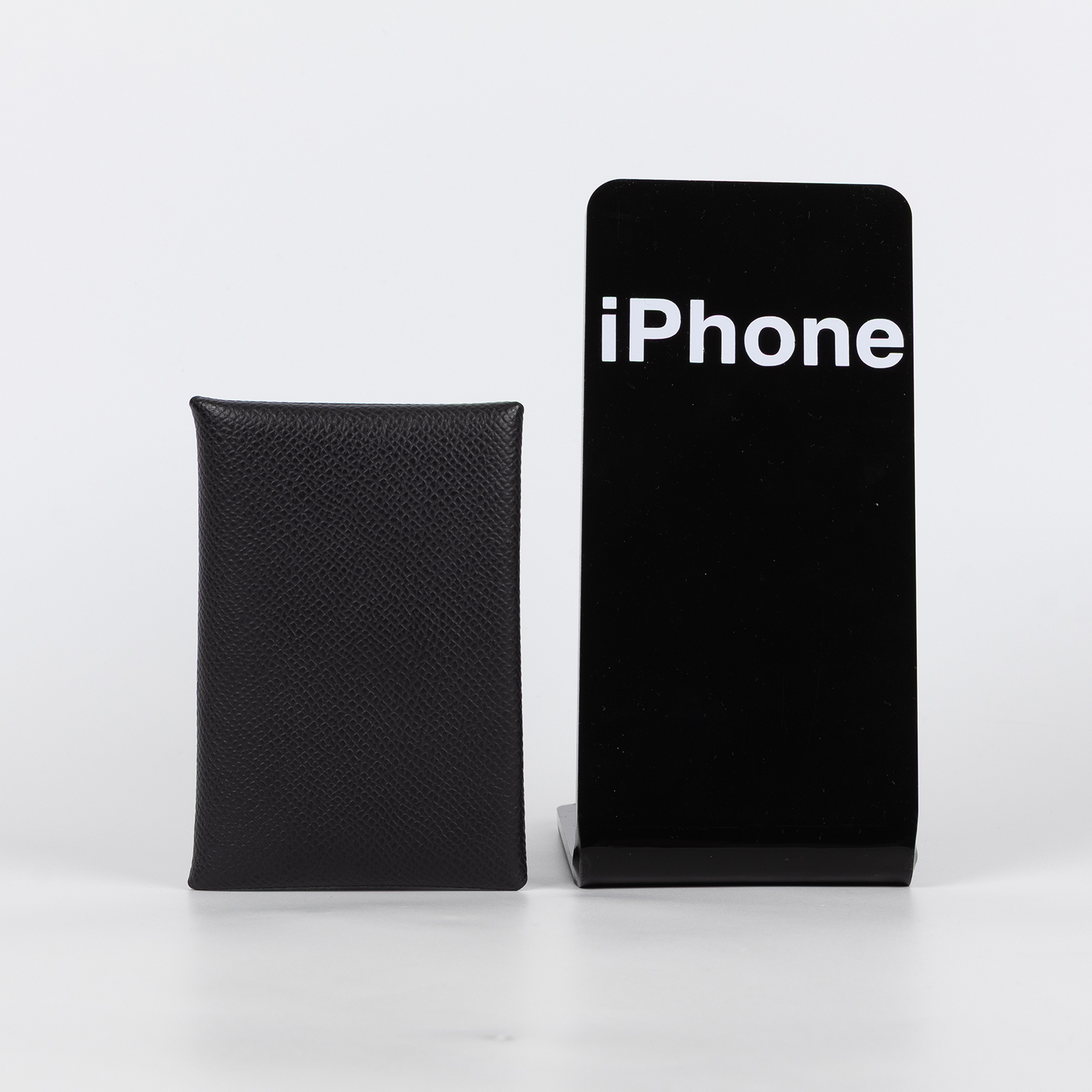 愛馬仕 Hermes Calvi 卡包 CAL BAA006ZA B刻黑CALVI 原廠盒子