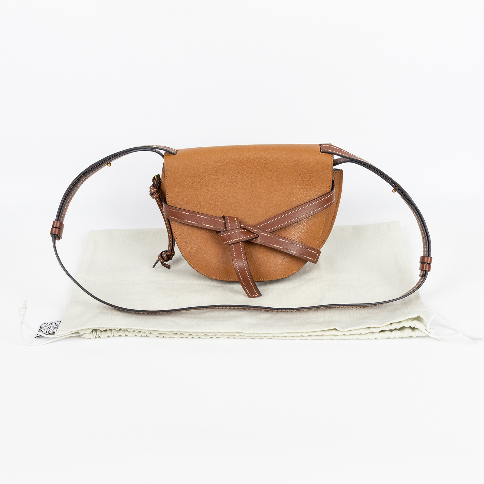 羅意威 LOEWE Small Gate bag 小型 小牛皮 肩背包 321.12.T20 焦糖GATE SMALL 防塵袋/背帶