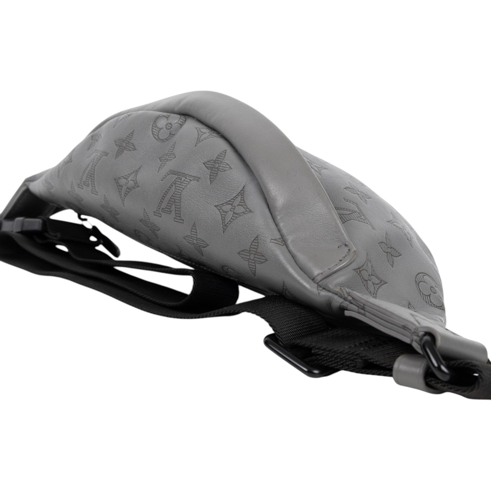 路易威登 LOUIS VUITTON Discovery 腰包 灰色 M46108 晶片款 灰壓紋DISCOVERY腰包 原廠盒子/防塵袋/購買證明