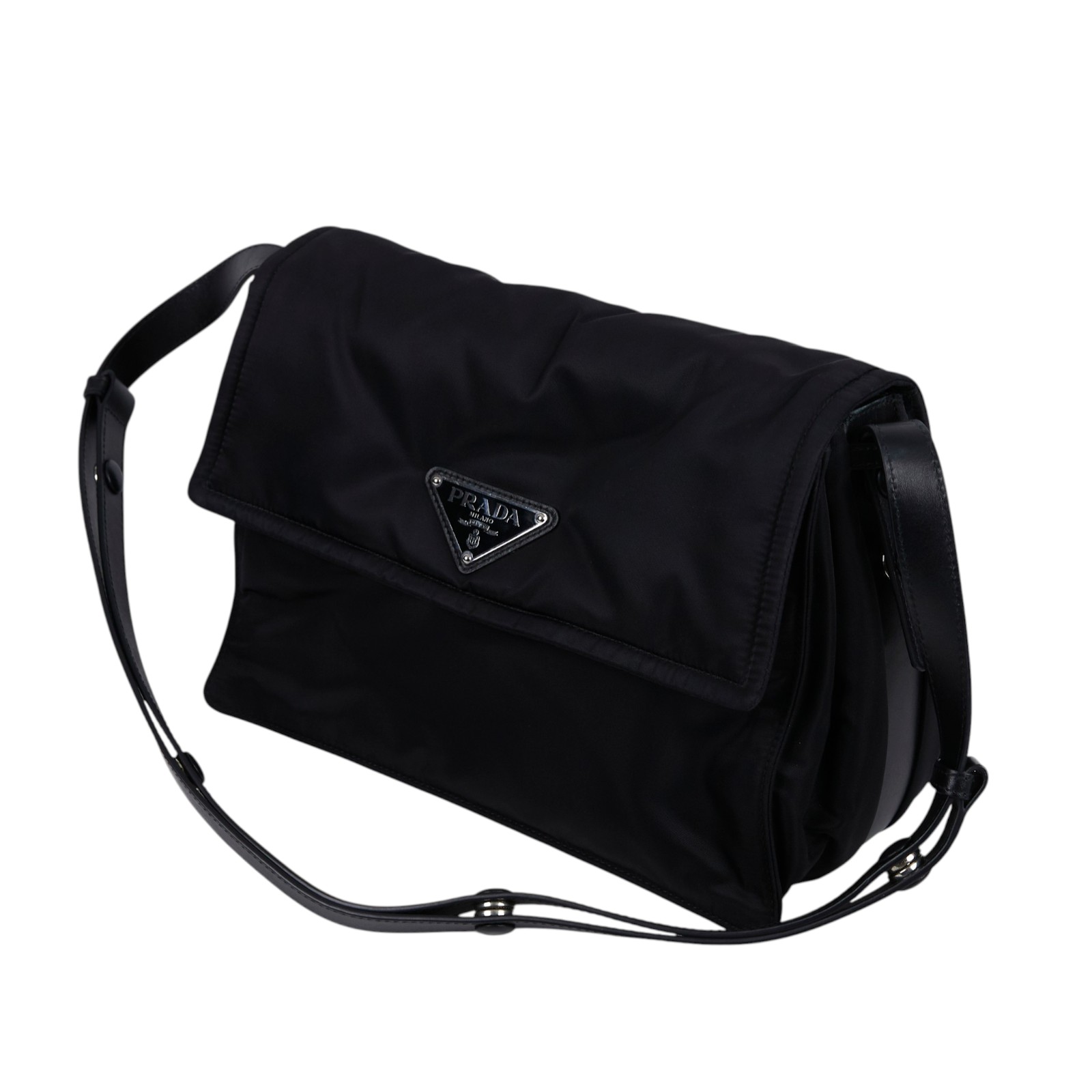 普拉達 PRADA Re-Nylon 夾棉 肩背袋 中型  1BD255_RDLN 黑尼龍Traveller郵差包 無附屬品