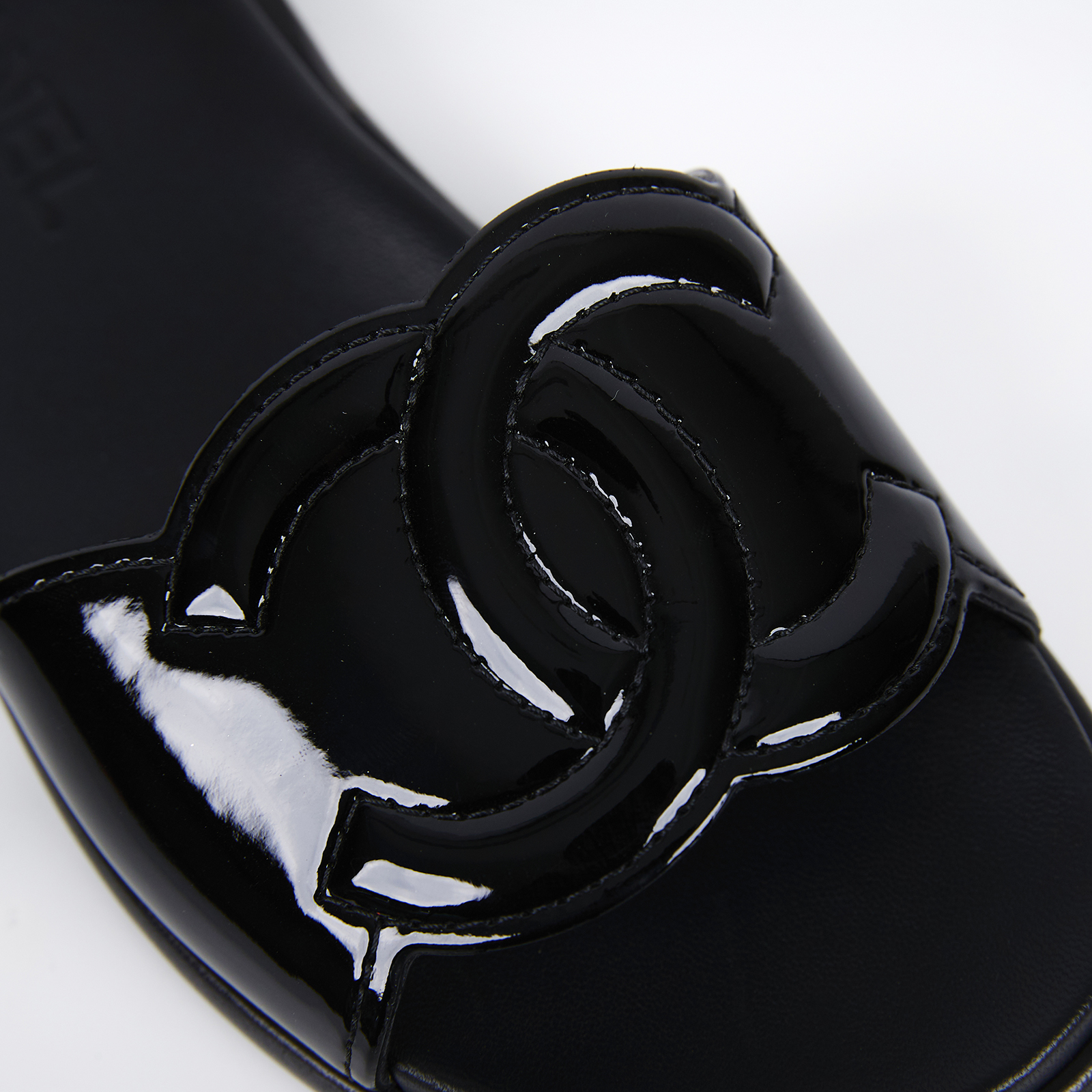 香奈兒 CHANEL CC LOGO 漆皮 拖鞋 涼鞋 G32808_36 黑漆皮拖鞋#36 防塵袋