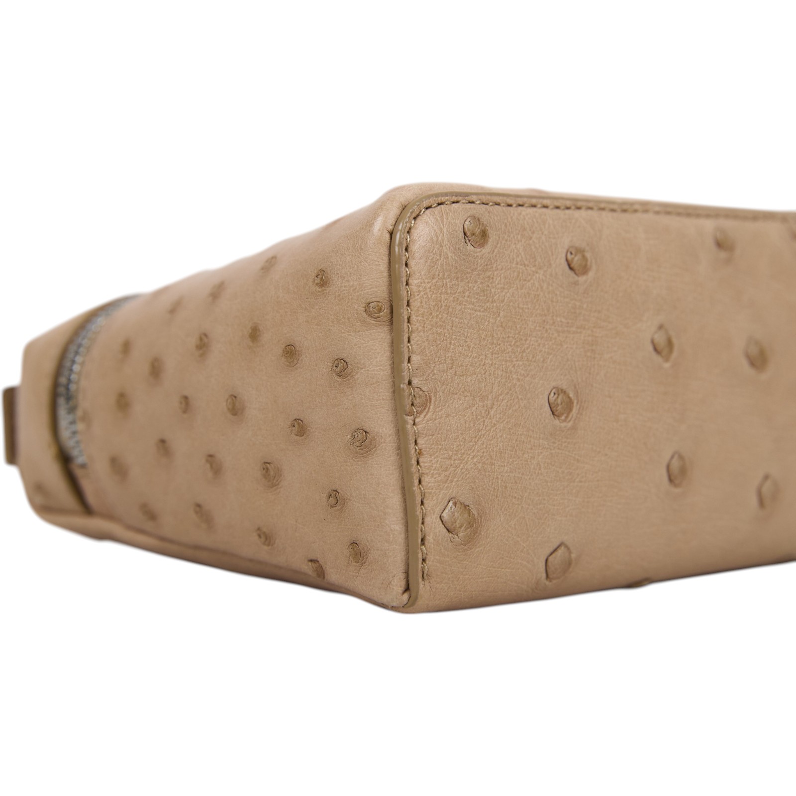 諾悠翩雅 LORO PIANA Extra Pouch L19 手拿包  奶茶鴕鳥皮EXTRA POCKET L19 防塵袋/背帶