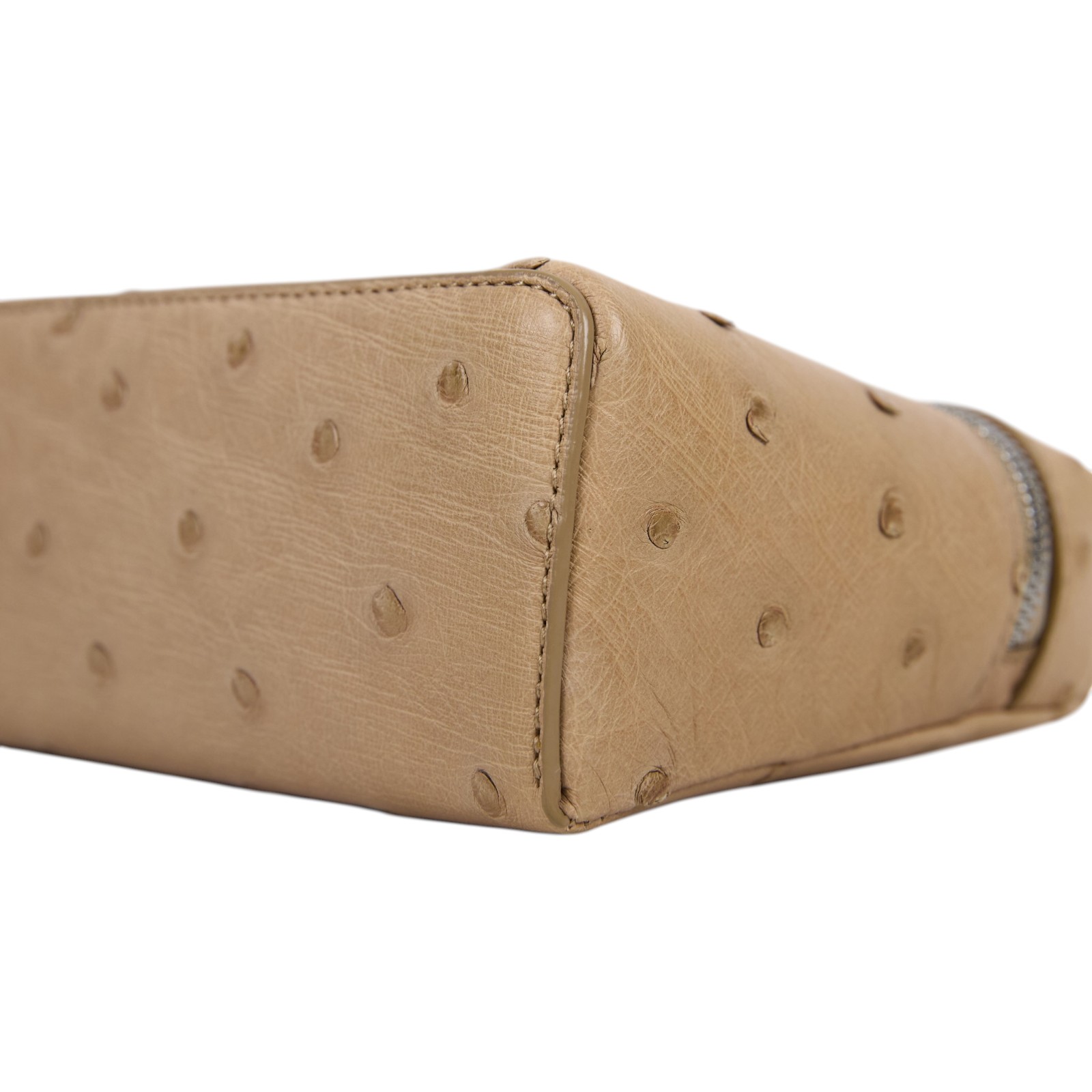 諾悠翩雅 LORO PIANA Extra Pouch L19 手拿包  奶茶鴕鳥皮EXTRA POCKET L19 防塵袋/背帶