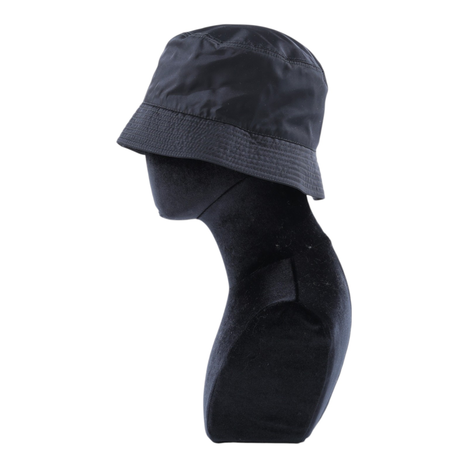 普拉達 PRADA Re-Nylon 漁夫帽 1HC137_2DMI_M 黑鐵牌漁夫帽#M 防塵袋