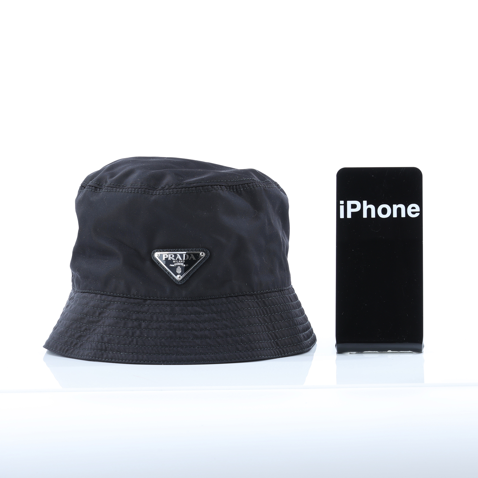 普拉達 PRADA Re-Nylon 漁夫帽 1HC137_2DMI_M 黑鐵牌漁夫帽#M 防塵袋