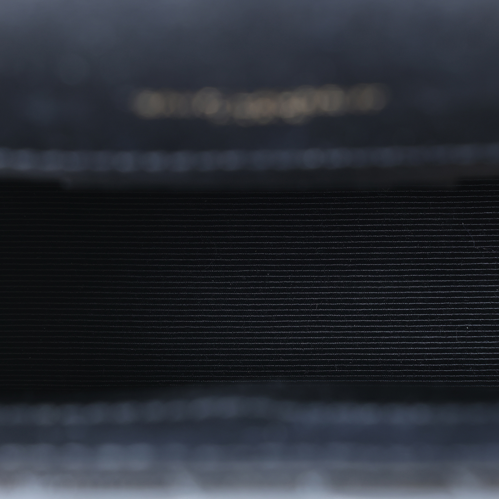 聖羅蘭 YSL SAINT LAURENT Envelope 粒面絎縫皮革 小型 信封袋 金色五金 600195BOW91 黑金ENVELOPE肩背包 防塵袋