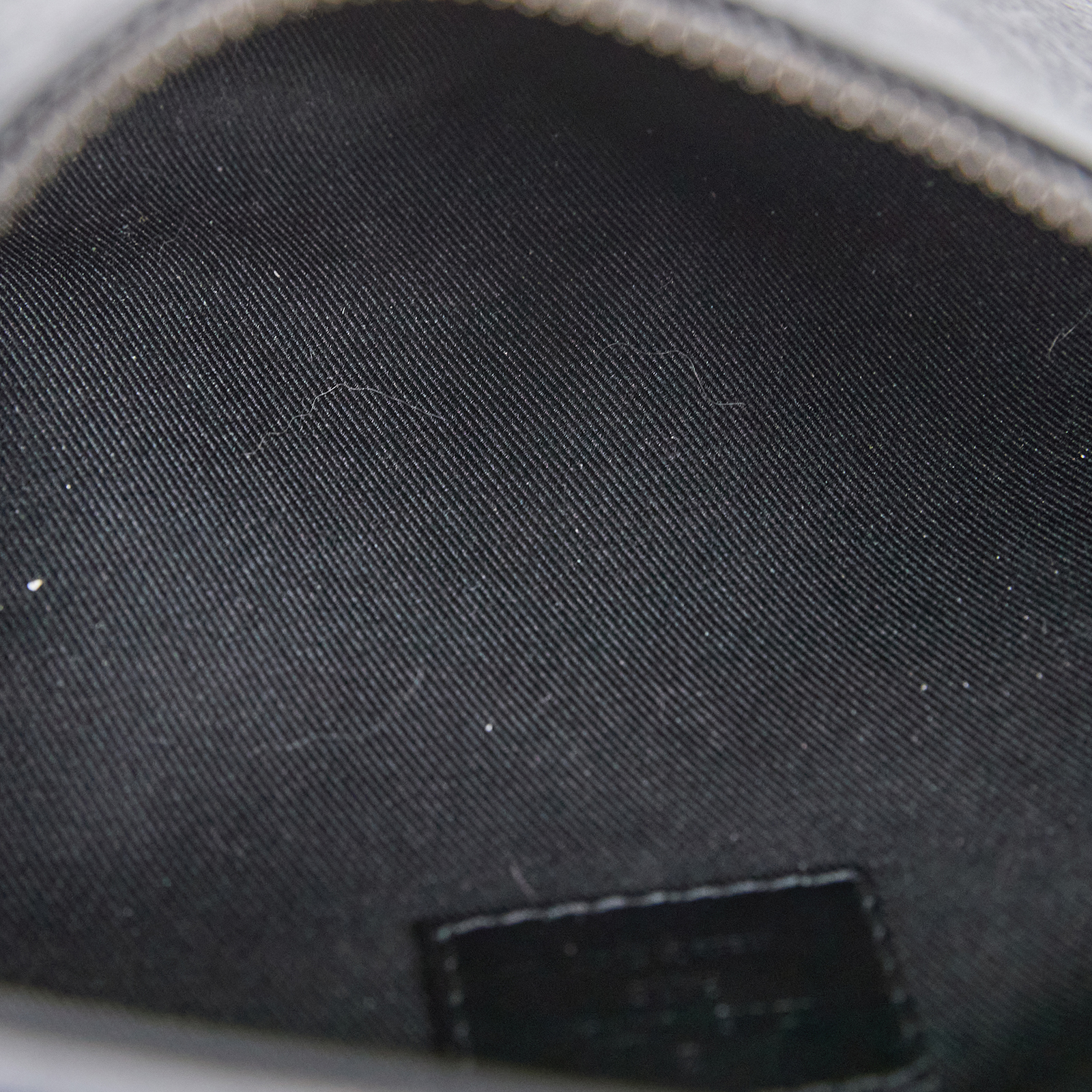 路易威登 LOUIS VUITTON Discovery PM 腰包 Eclipse 黑色 M46035 晶片款  原廠盒子/防塵袋/日本購買證明