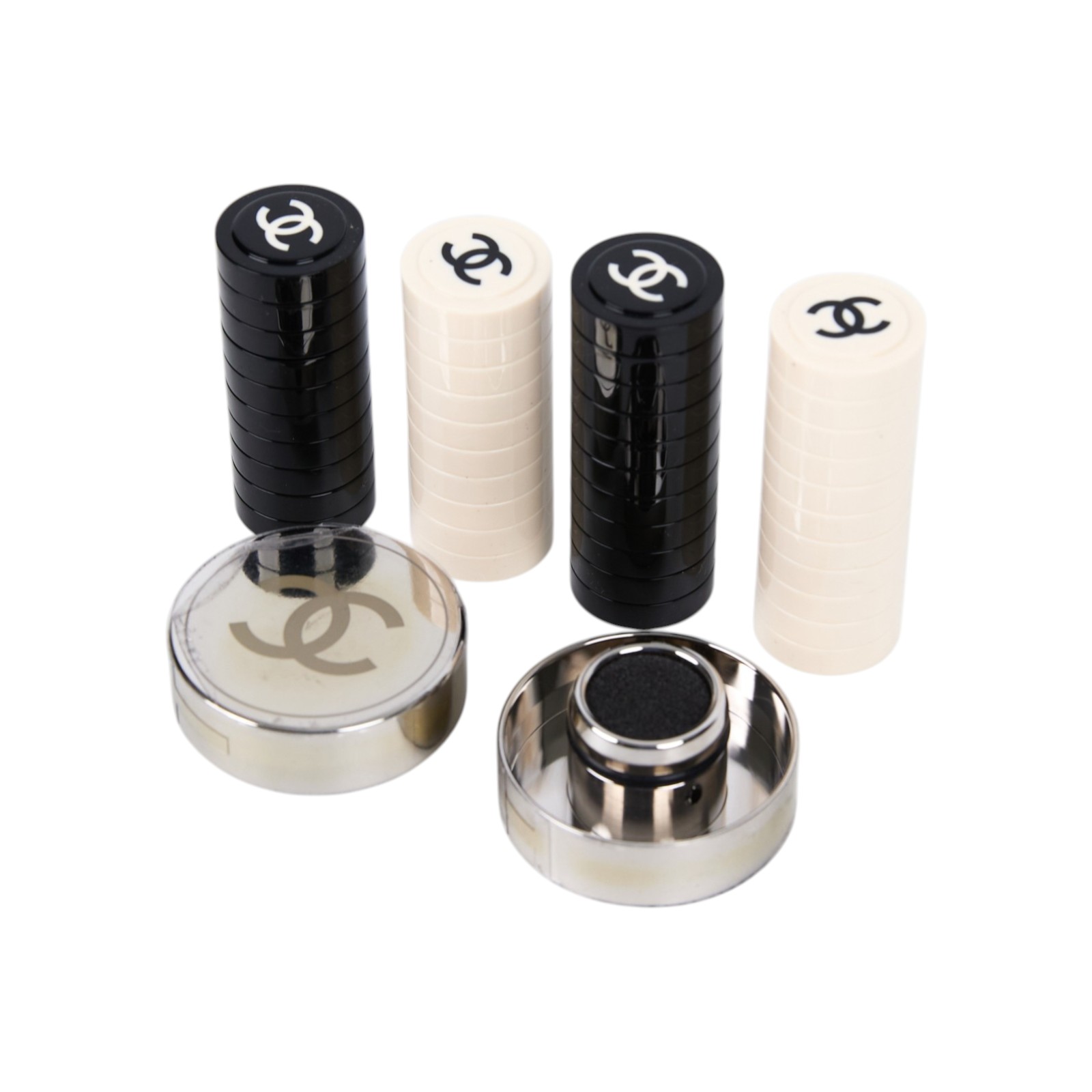 香奈兒 CHANEL Jeu de Dame 西洋跳棋 遊戲套裝 2021高級手工坊系列 AA7749 B06244 秋冬黑羊皮雙C標誌棋盤格紋套裝 原廠盒子2/防塵袋