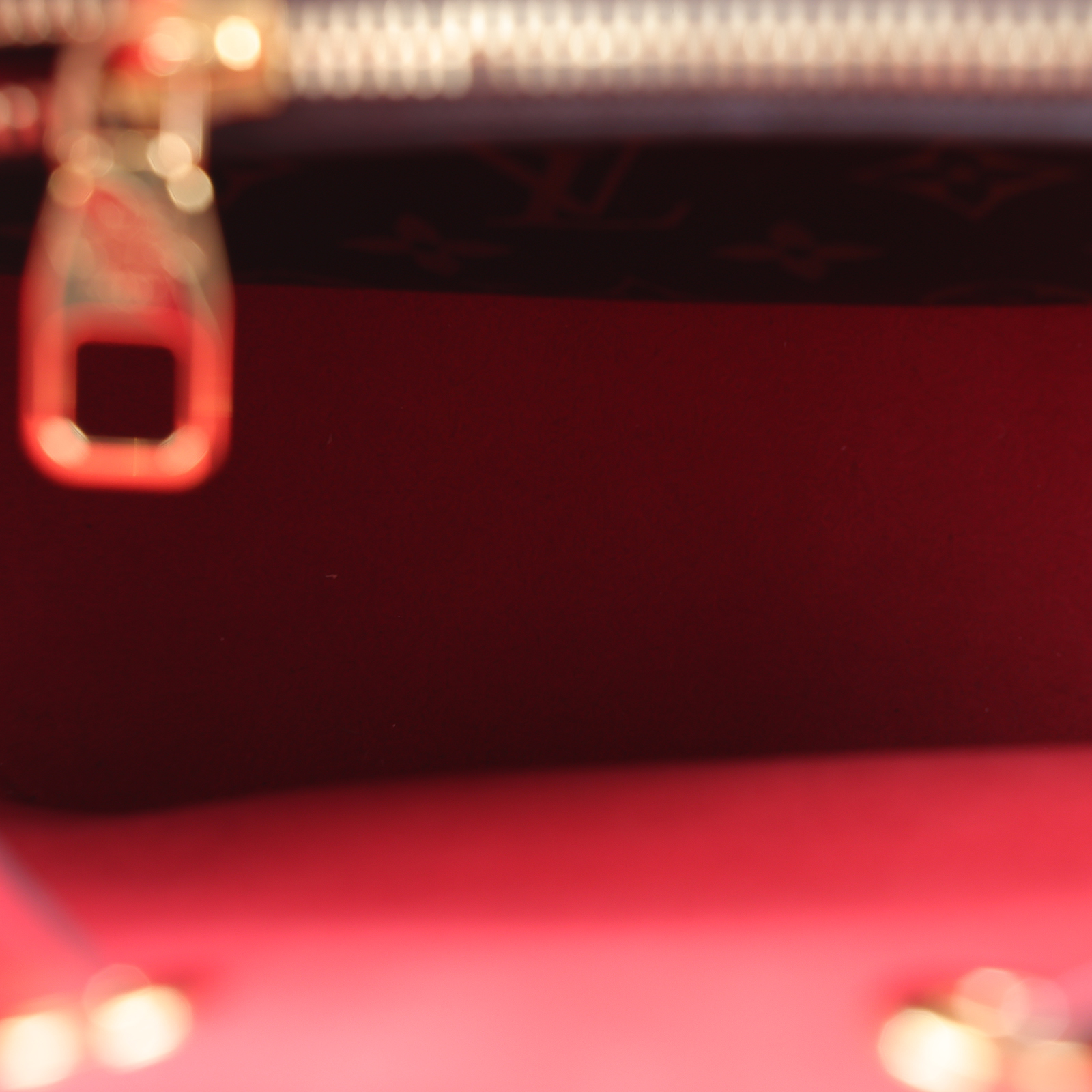 路易威登 LOUIS VUITTON NéoNoé MM 經典帆布 肩背 水桶包 紅色 M44021 原花紅NEONOE水桶包 背帶