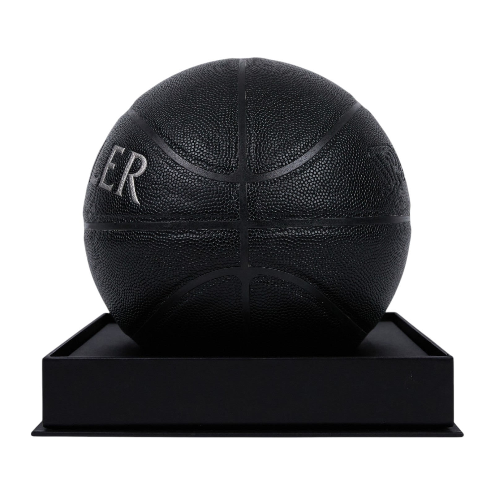 盟可睞 MONCLER Spalding 聯名 籃球 7號  籃球 原廠盒子