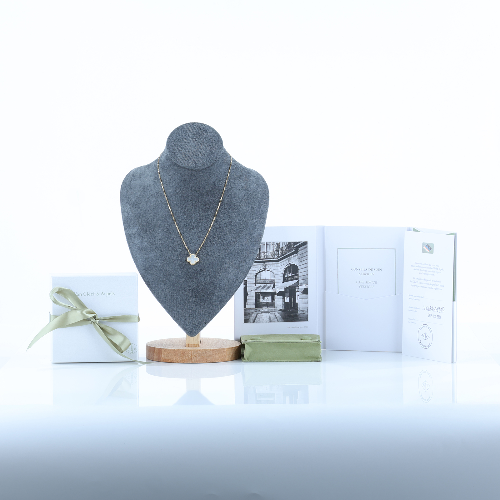 梵克雅寶 Van Cleef & Arpels Vintage Alhambra 吊墜 小型 vcara45900  原廠盒子/防塵袋/保證卡