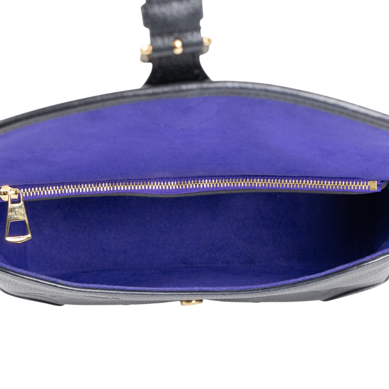 路易威登 LOUIS VUITTON Diane 腋下包法棍 單肩背包 黑色 M46386 晶片款 黑壓紋Diane金釦側背包 原廠盒子/防塵袋/背帶2