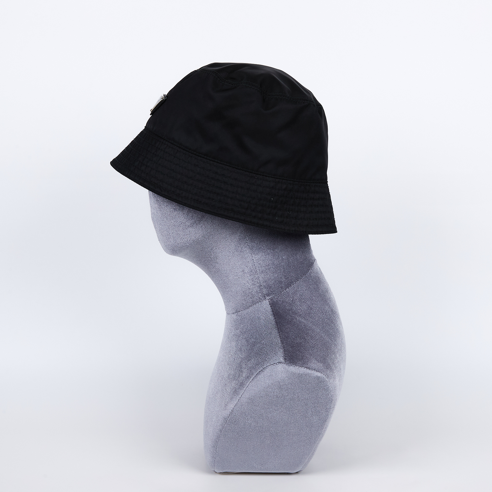 普拉達 PRADA Re-Nylon 漁夫帽 1HC137_2DMI_M 黑漁夫帽#M 無附屬品