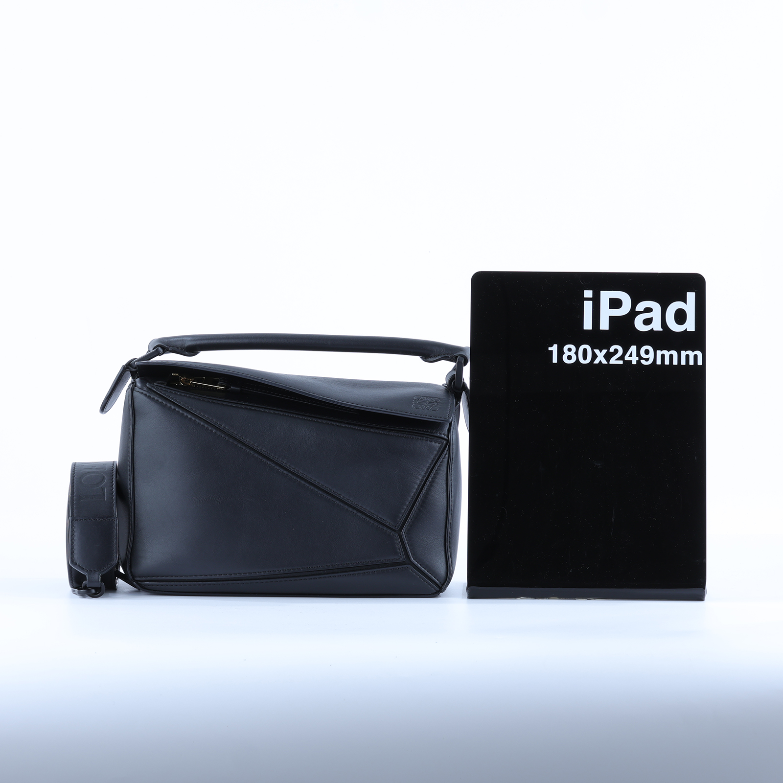 羅意威 LOEWE Small Puzzle bag 斜背包 A510S21X88 全黑PUZZLE 小號 背帶/防塵袋