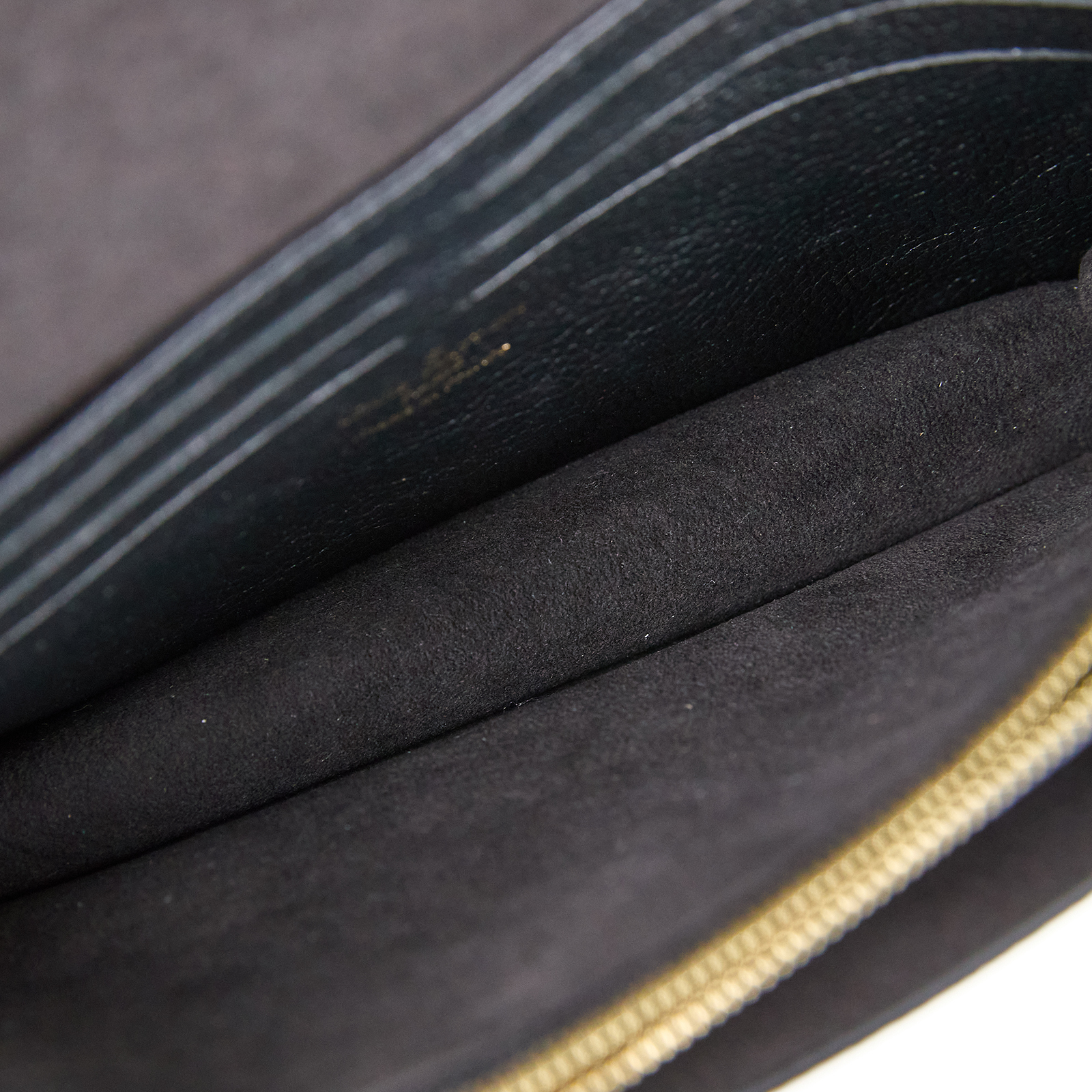路易威登 LOUIS VUITTON Vavin 鏈帶錢包 M67839 晶片款 黑壓紋Vavin 鏈條包 背帶