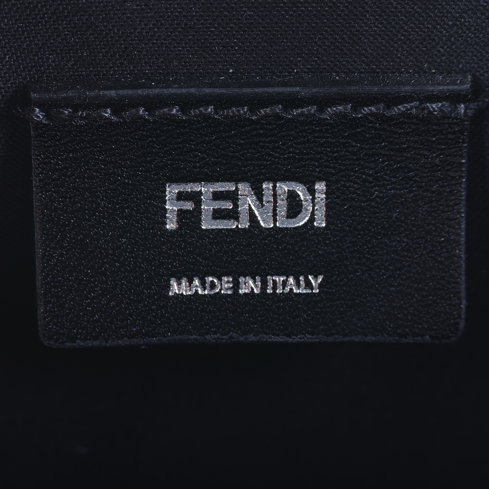 芬迪 FENDI FF 肩背包 斜背包 相機包 郵差包 7M0357AFF2 黑方形FF相機包 背帶
