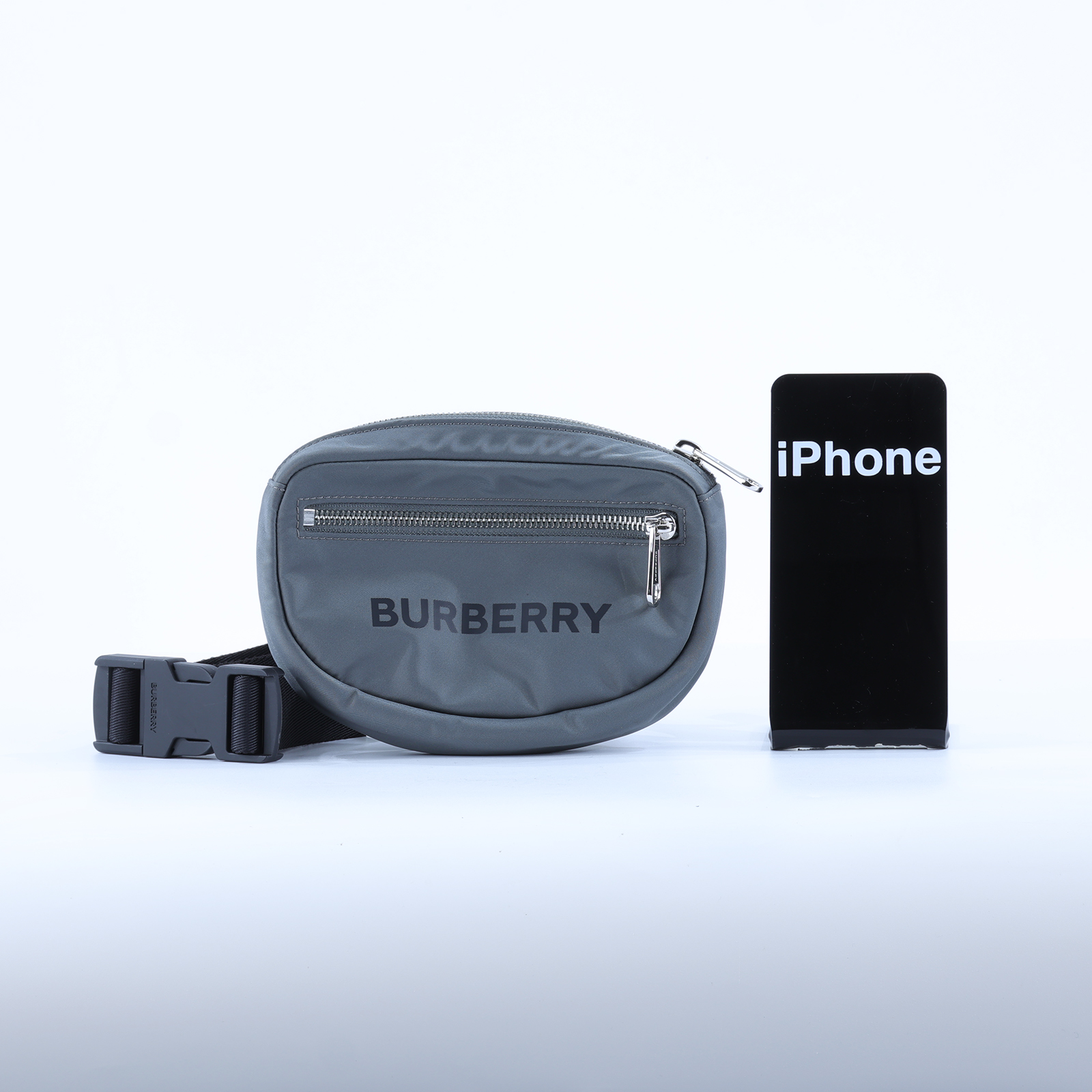 博柏利 BURBERRY 腰包 胸包 斜跨包 8052888 灰綠尼龍腰包 無附屬品