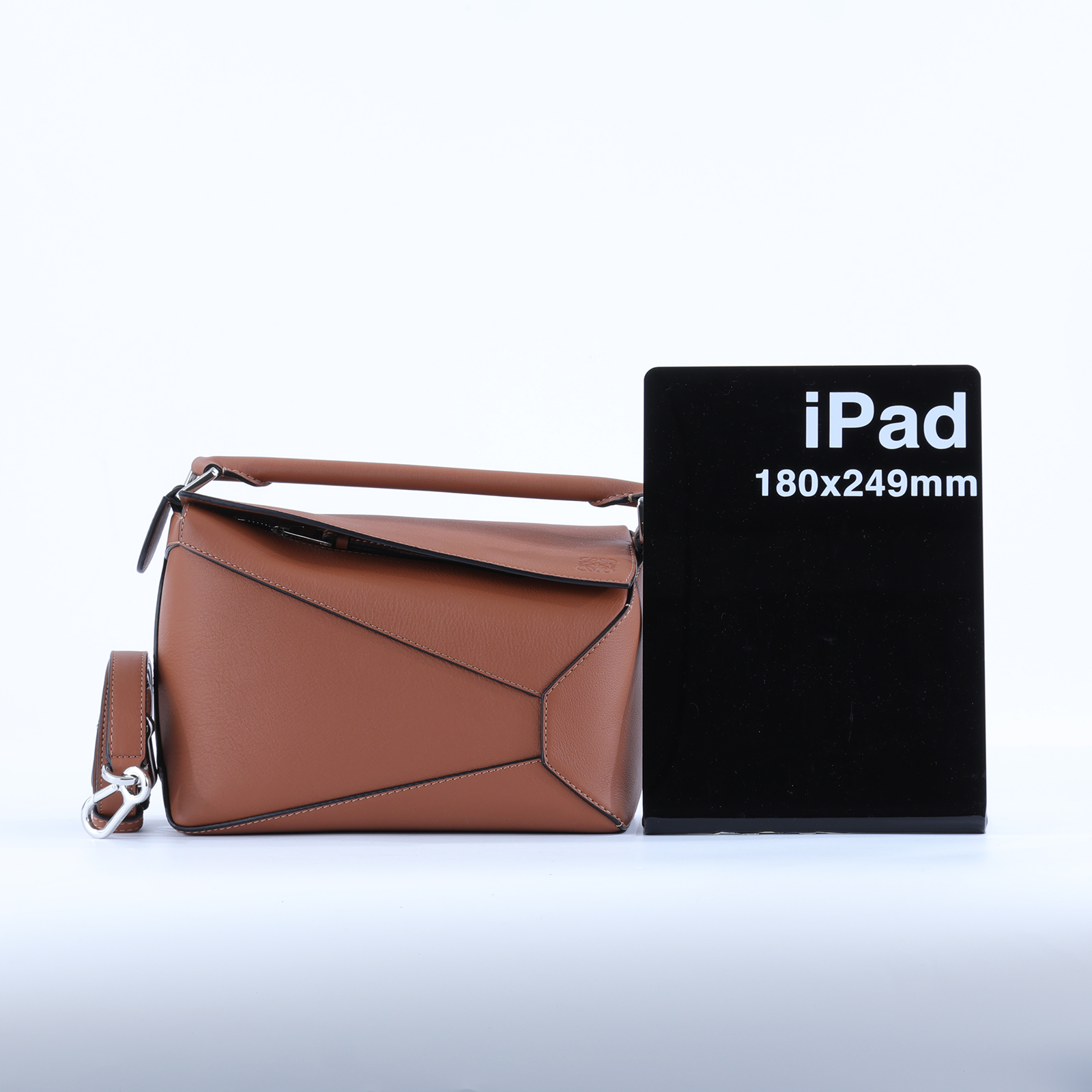 羅意威 LOEWE Small Puzzle bag 肩背 斜背包 A510P60X41 焦糖PUZZLE SMALL 防塵袋/背帶
