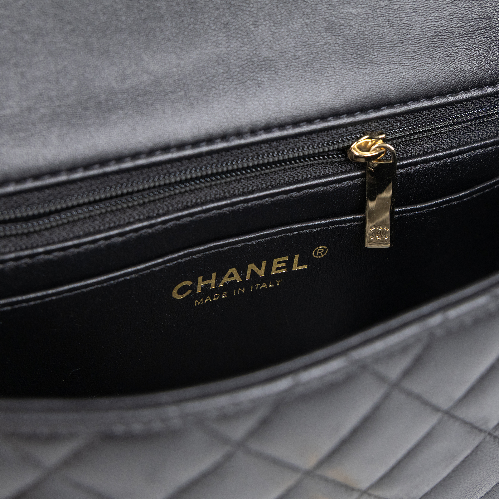 香奈兒 CHANEL Coco 20  Handle 肩背 斜背 迷你 口蓋包 AS2431 晶片款 黑金羊COCO HANDLE 20 原廠盒子/ 防塵袋