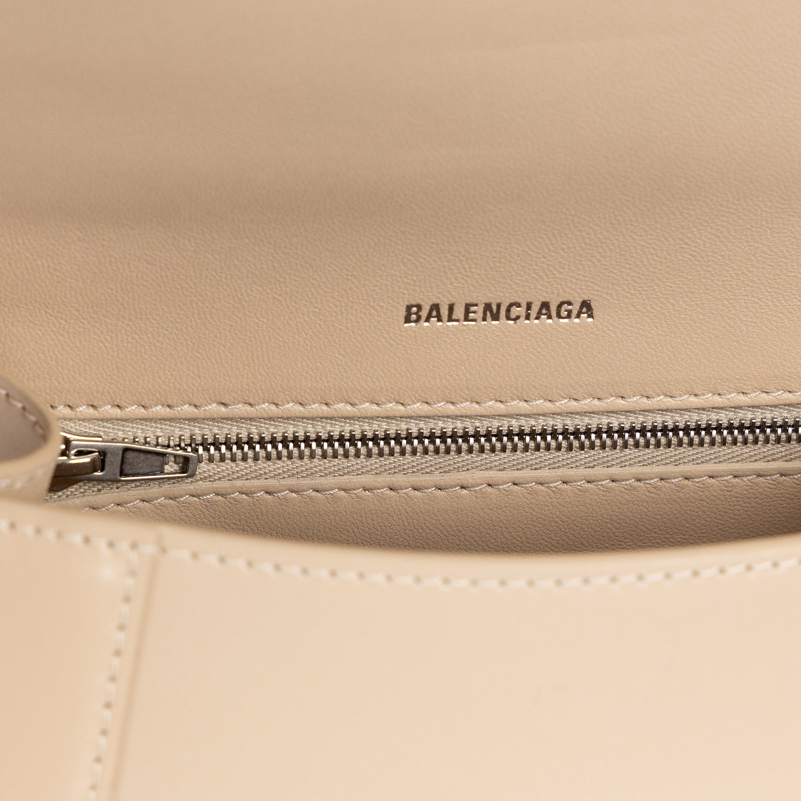 巴黎世家 BALENCIAGA Hourglass 手提包 小型 5935461QJ4Y 膚色HORGLASS XS 防塵袋/背帶