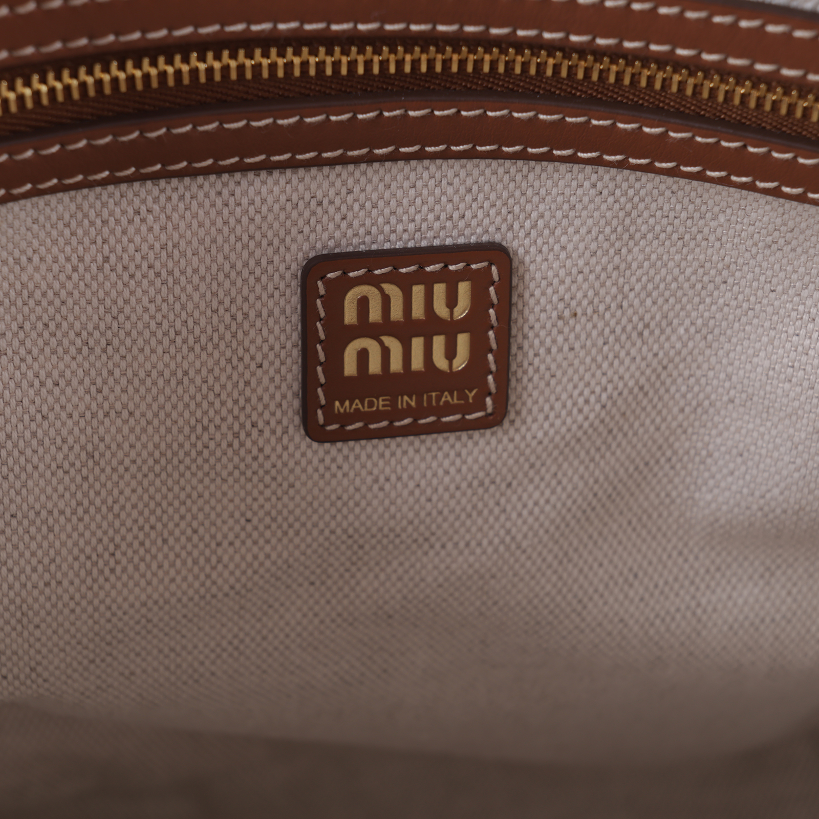 繆繆 MIU MIU 帆布 皮革 背囊 5BZ042_2IBQ 咖帆布後背包 防塵袋
