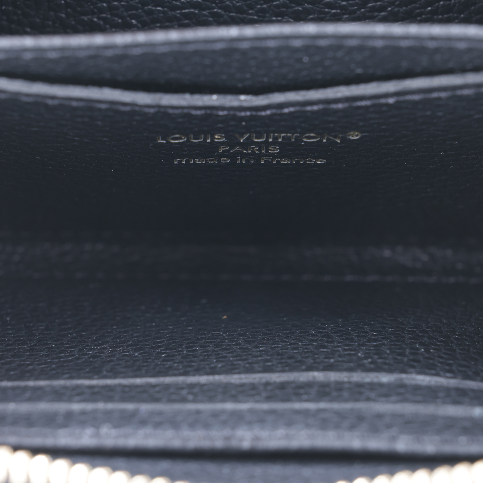 路易威登 LOUIS VUITTON Zippy 零錢包 卡片包 錢包 M28797 晶片款 黑壓紋牛皮拉鍊短夾 原廠盒子/防塵袋/購買證明影本