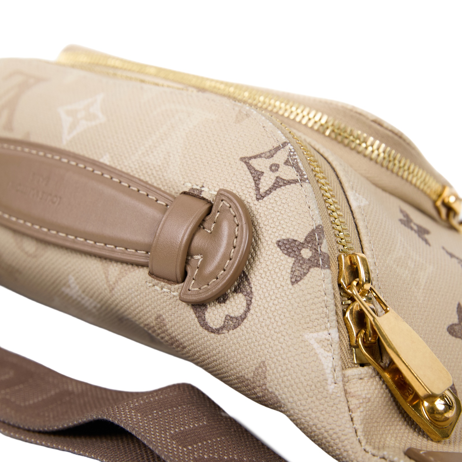 路易威登 LOUIS VUITTON Rush Bumbag 腰包 中型 M29274 晶片款  原廠盒子/防塵袋/國外購買證明