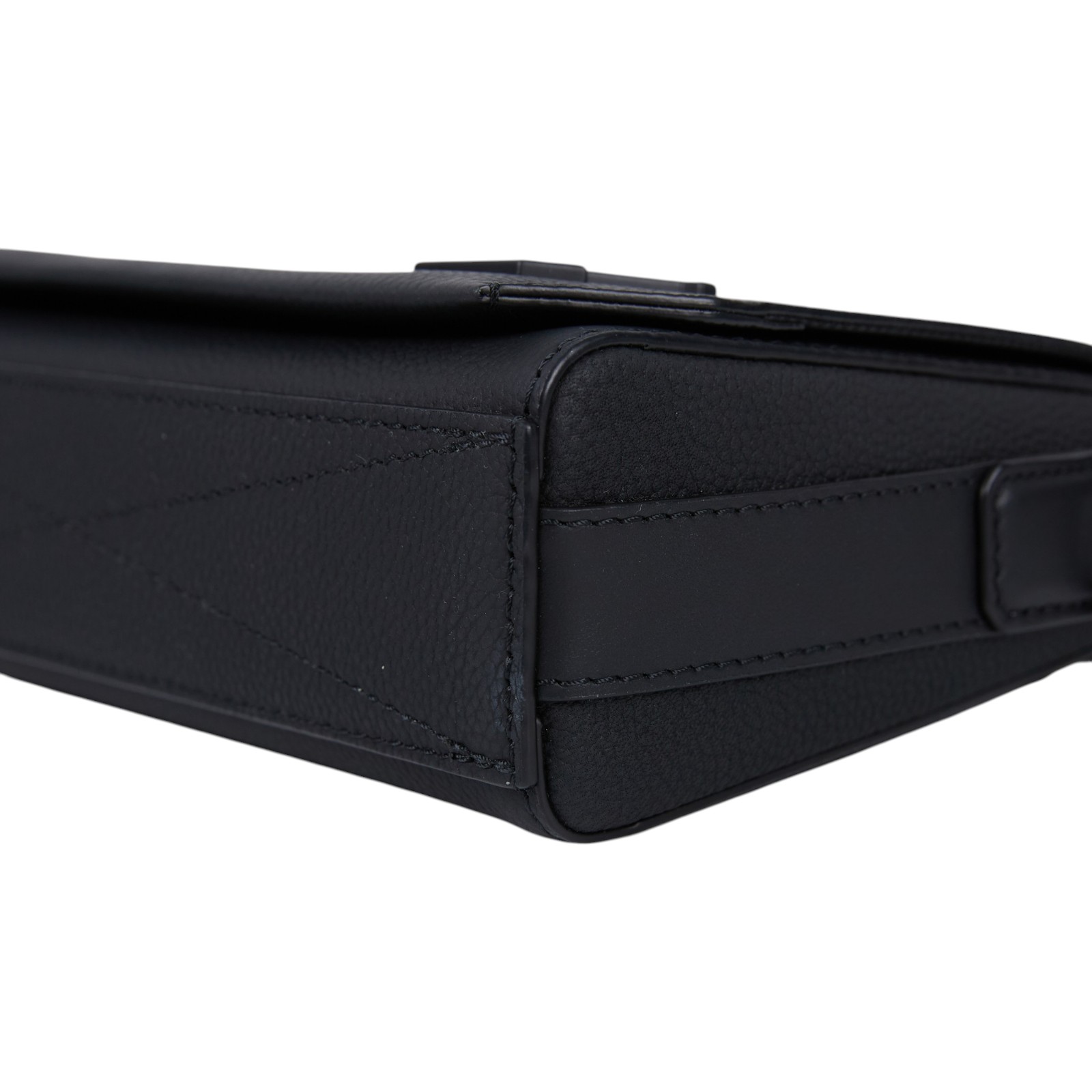 路易威登 LOUIS VUITTON Takeoff Messenger PM 肩背包 郵差包 M24769 晶片款  原廠盒子/防塵袋/背帶/購買證明