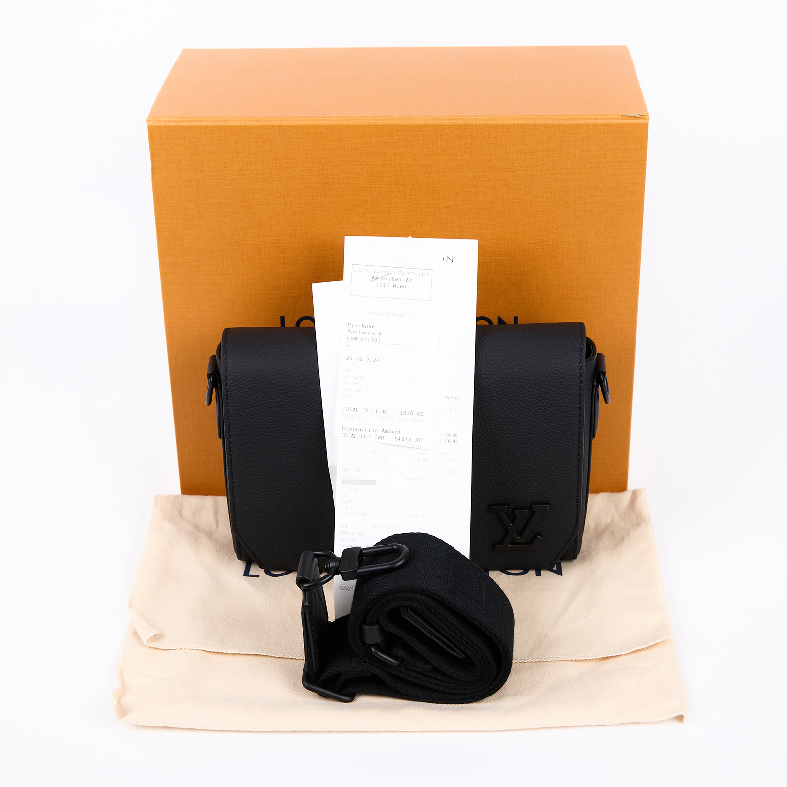 路易威登 LOUIS VUITTON Takeoff Messenger PM 肩背包 郵差包 M24769 晶片款  原廠盒子/防塵袋/背帶/購買證明