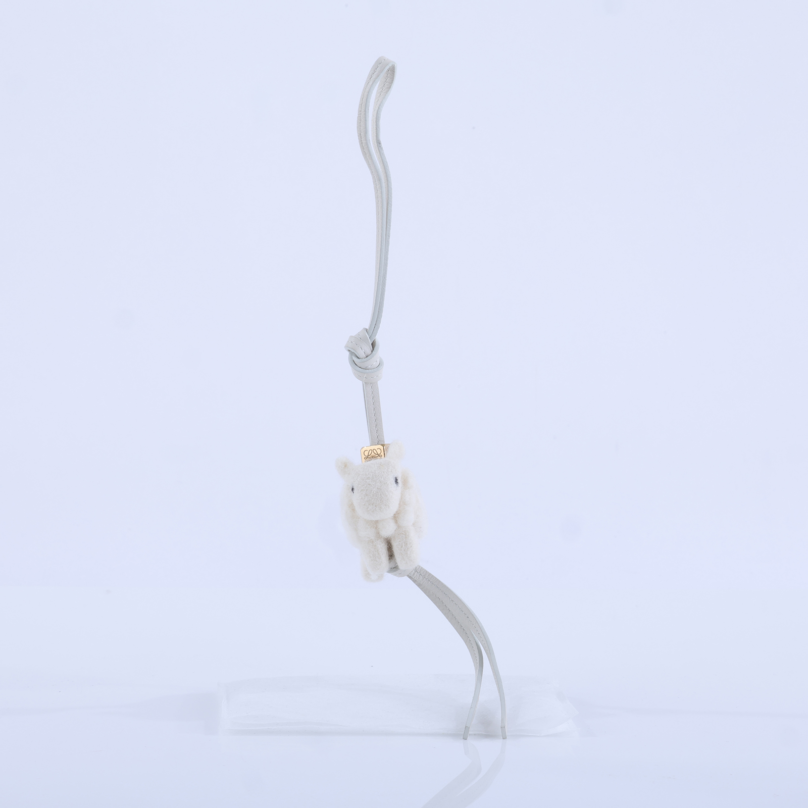 羅意威 LOEWE 綿羊造型掛飾 C621232XBV 白綿羊吊飾 無附屬品