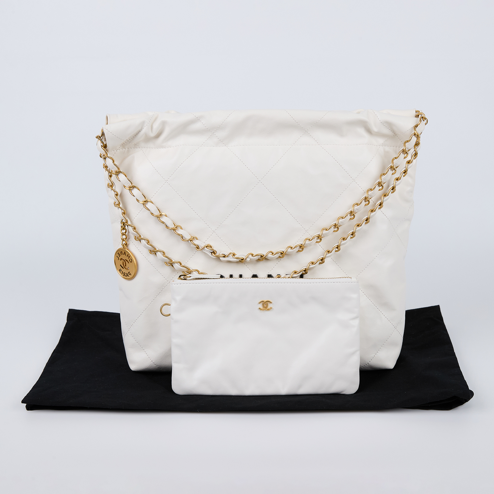 香奈兒 CHANEL 22 小型 流浪包 肩背包 AS3260 晶片款 白底黑字 22包 小號 防塵袋/內袋