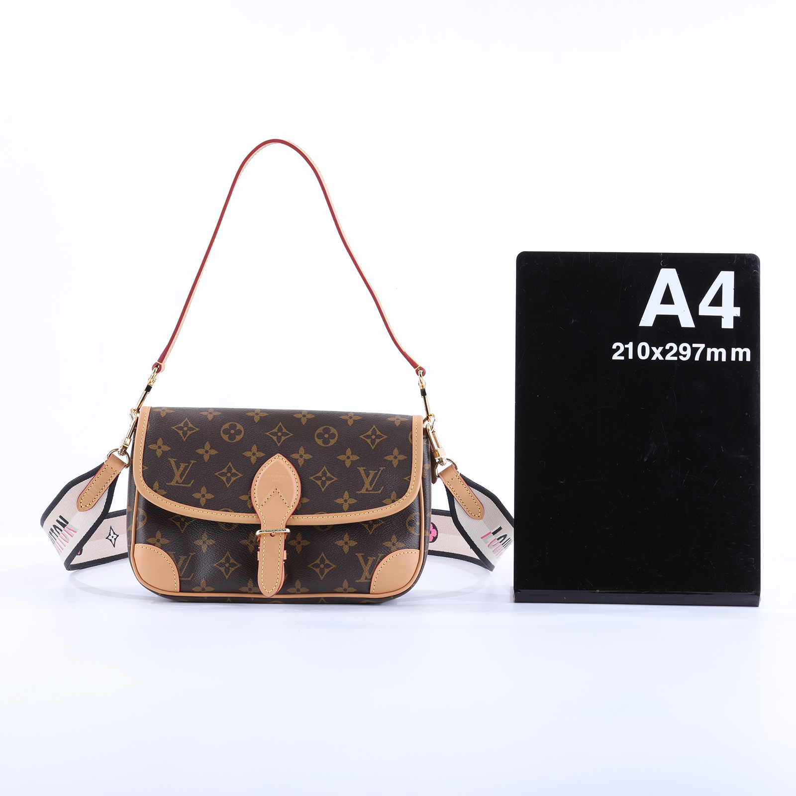 路易威登 LOUIS VUITTON Diane 腋下包法棍 單肩背包 經典帆布 M45985 晶片款 原花DIANE 原廠盒子/防塵袋/背帶/提把/購買證明