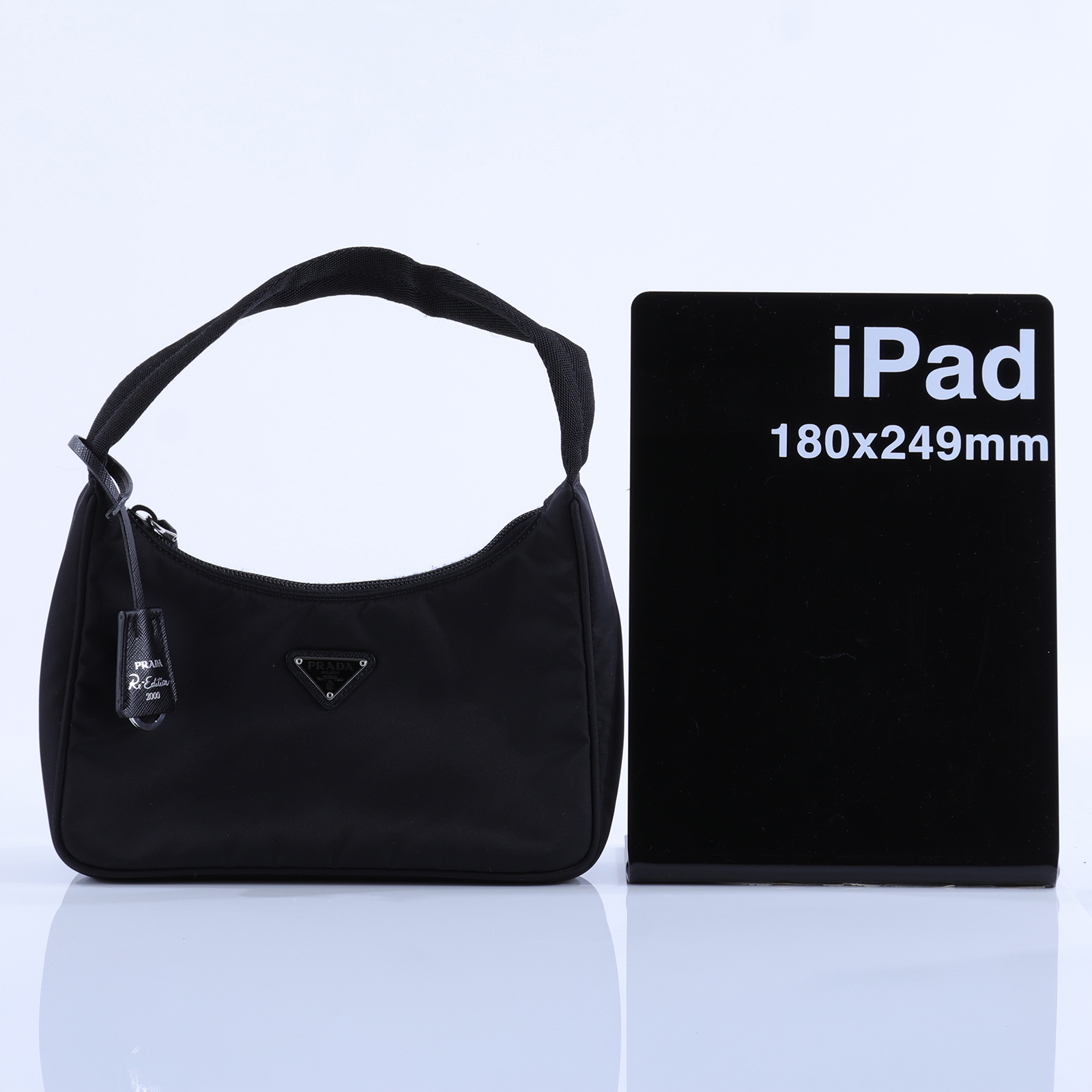 普拉達 PRADA Re-Edition 迷你 Hobo 包 1NE515_RDH0 黑尼龍HOBO腋下包 防塵袋