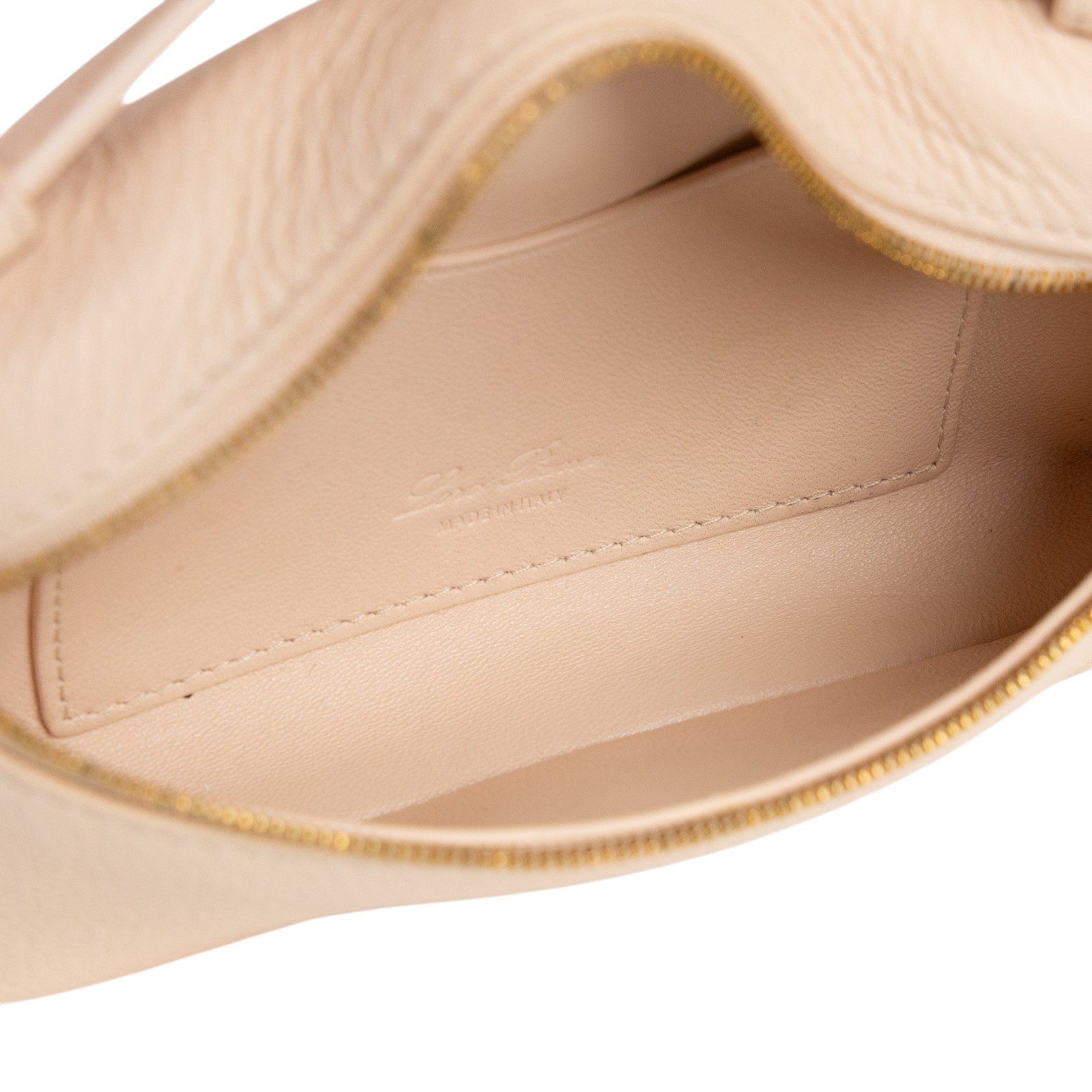 諾悠翩雅 LORO PIANA Extra Pocket Mini 手拿包 FAN9867  原廠盒子/防塵袋/背帶