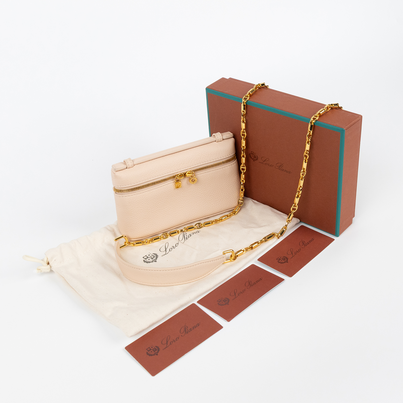 諾悠翩雅 LORO PIANA Extra Pocket Mini 手拿包 FAN9867  原廠盒子/防塵袋/背帶