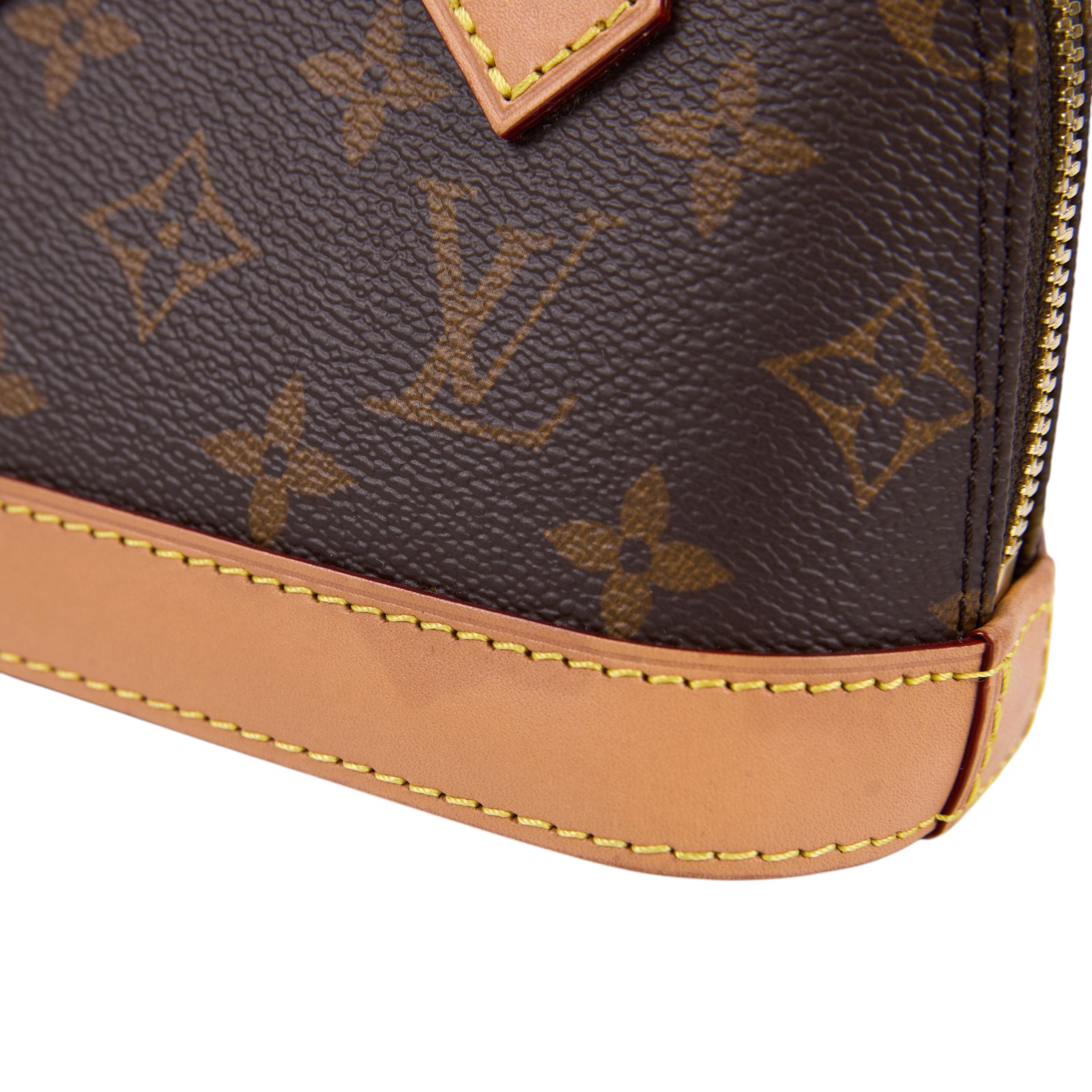 路易威登 LOUIS VUITTON Nano Alma 貝殼包 經典帆布 M82717 晶片款 原花ALMA NANO 防塵袋/背帶/購買證明