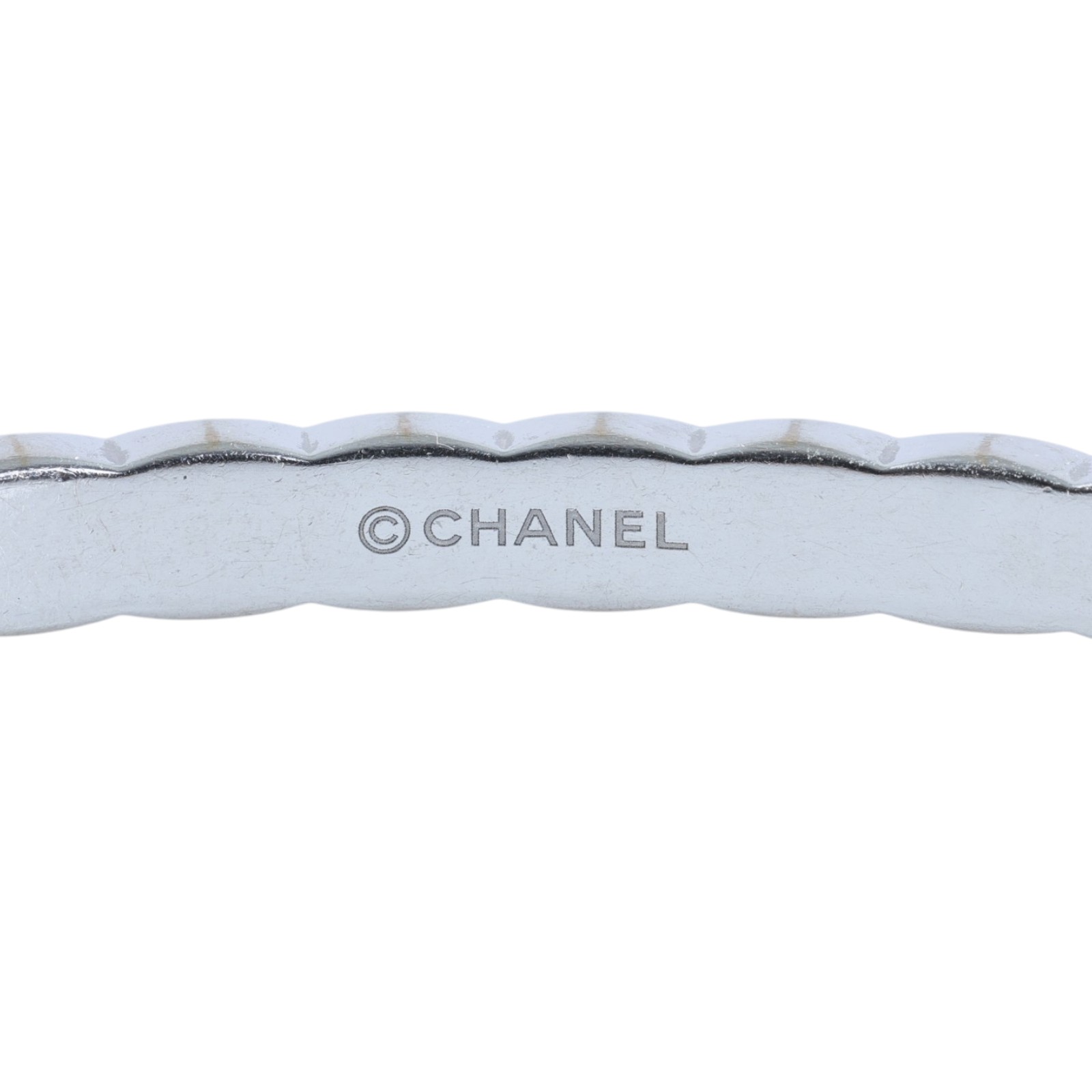 香奈兒 CHANEL COCO CRUSH 18K 鑽石 開口式 手環 J11665_MJ11665/Z33715/17.06G WG COCO CRUSH帶鑽半開手環#M 原廠盒子/保證卡