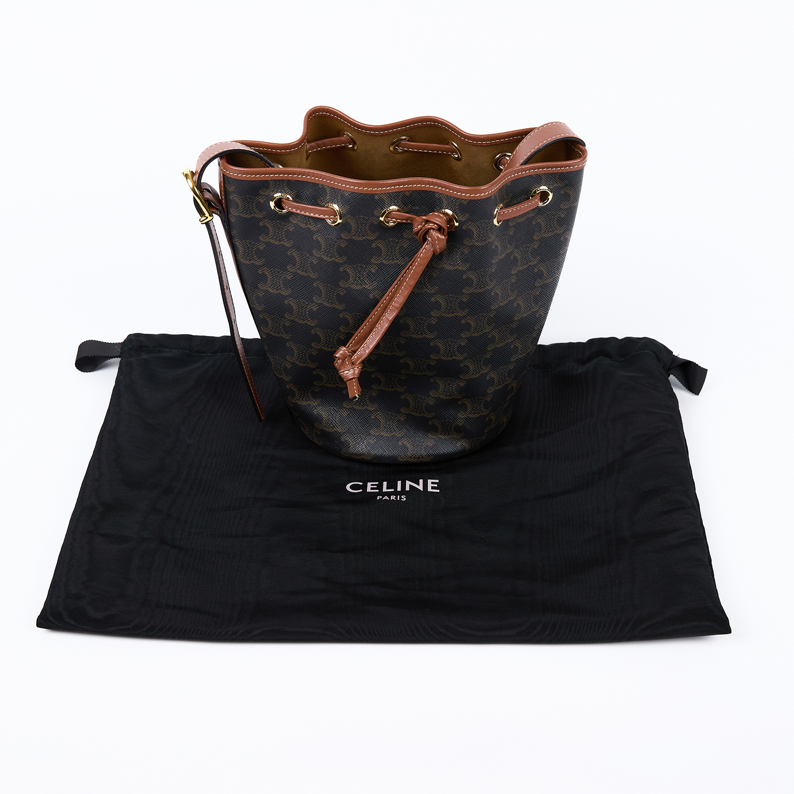 思琳 CELINE Triomphe帆布 小型 索繩 斜背 肩背 水桶包 191142BZJ 原花凱旋水桶包 防塵袋
