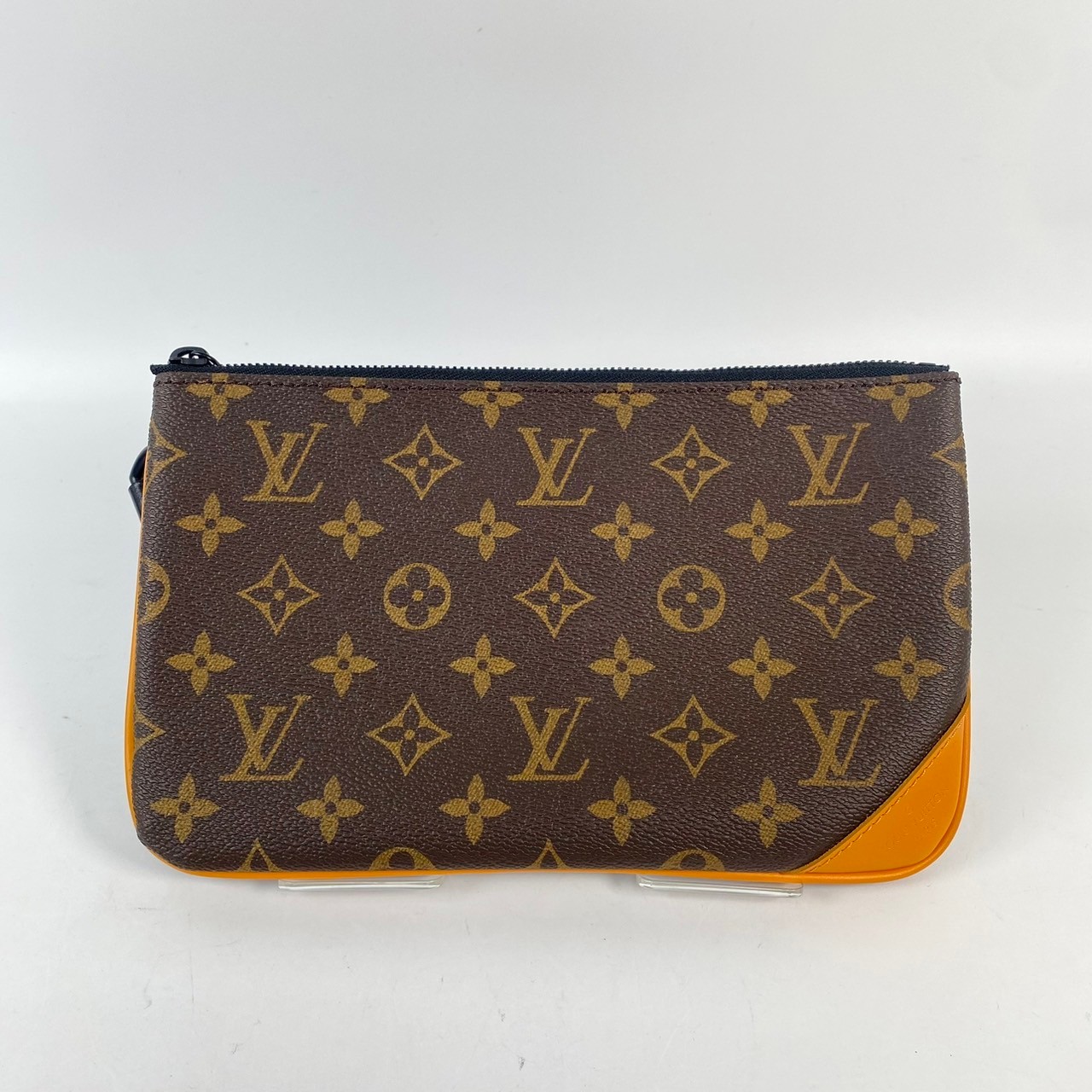 路易威登 LOUIS VUITTON Trio Messenger 經典帆布 郵差包 M46694 晶片款  原廠盒子/防塵袋/購買證明