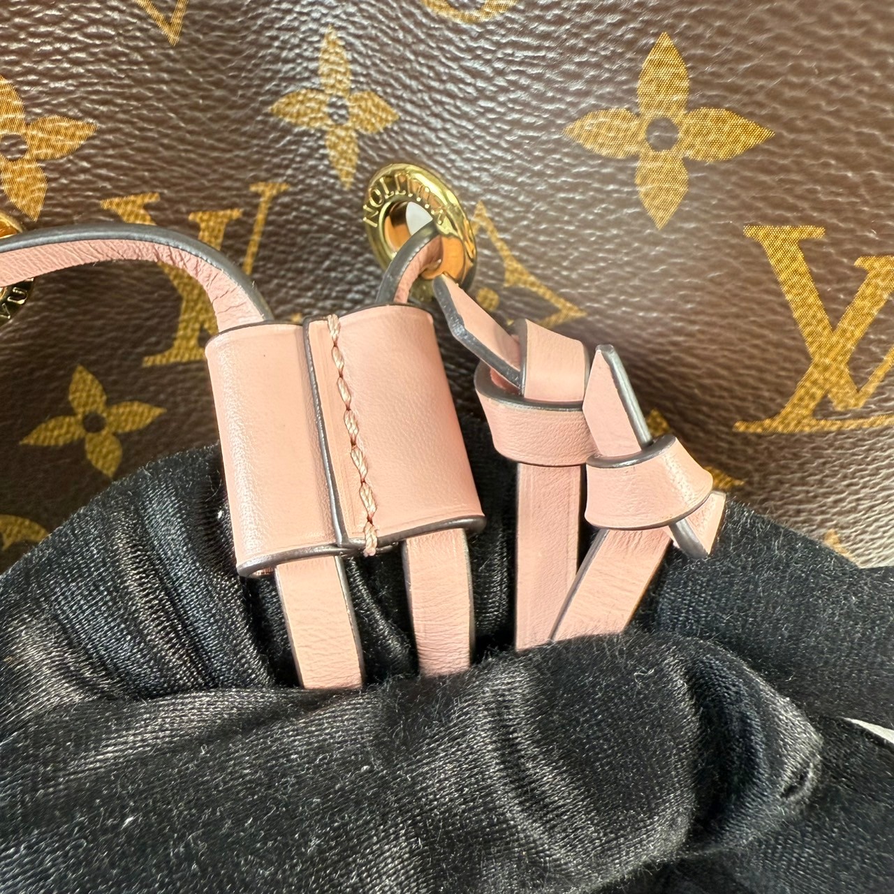 路易威登 LOUIS VUITTON NéoNoé MM 經典帆布 肩背 水桶包 粉紅色 M44022 ＜確保＞原花粉NEONOE 防塵袋