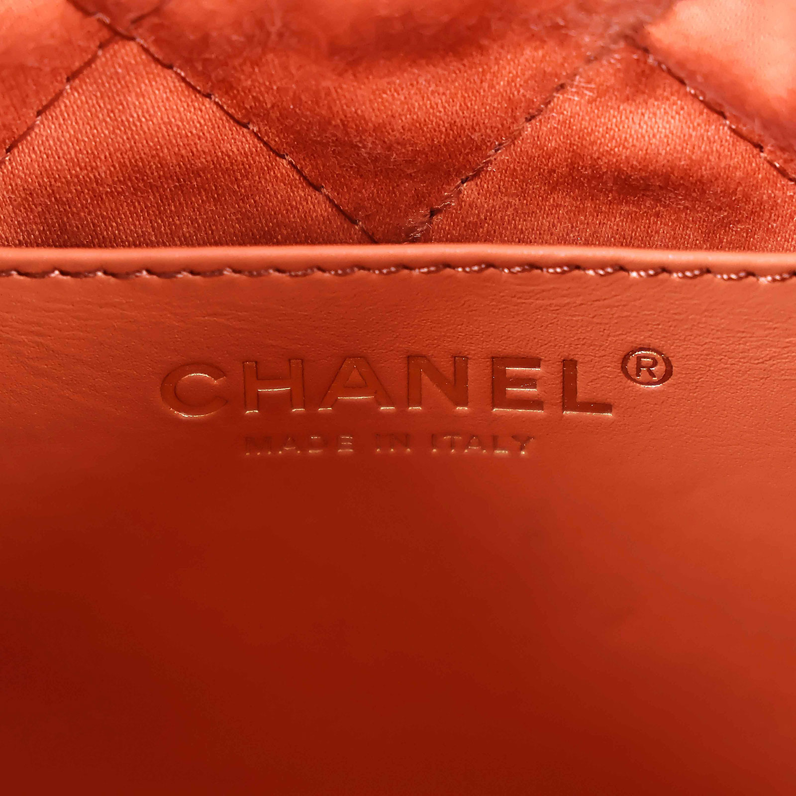 香奈兒 CHANEL 22 迷你 束口包 AS3980 晶片款 泰奶金22 MINI 防塵袋/原廠盒子